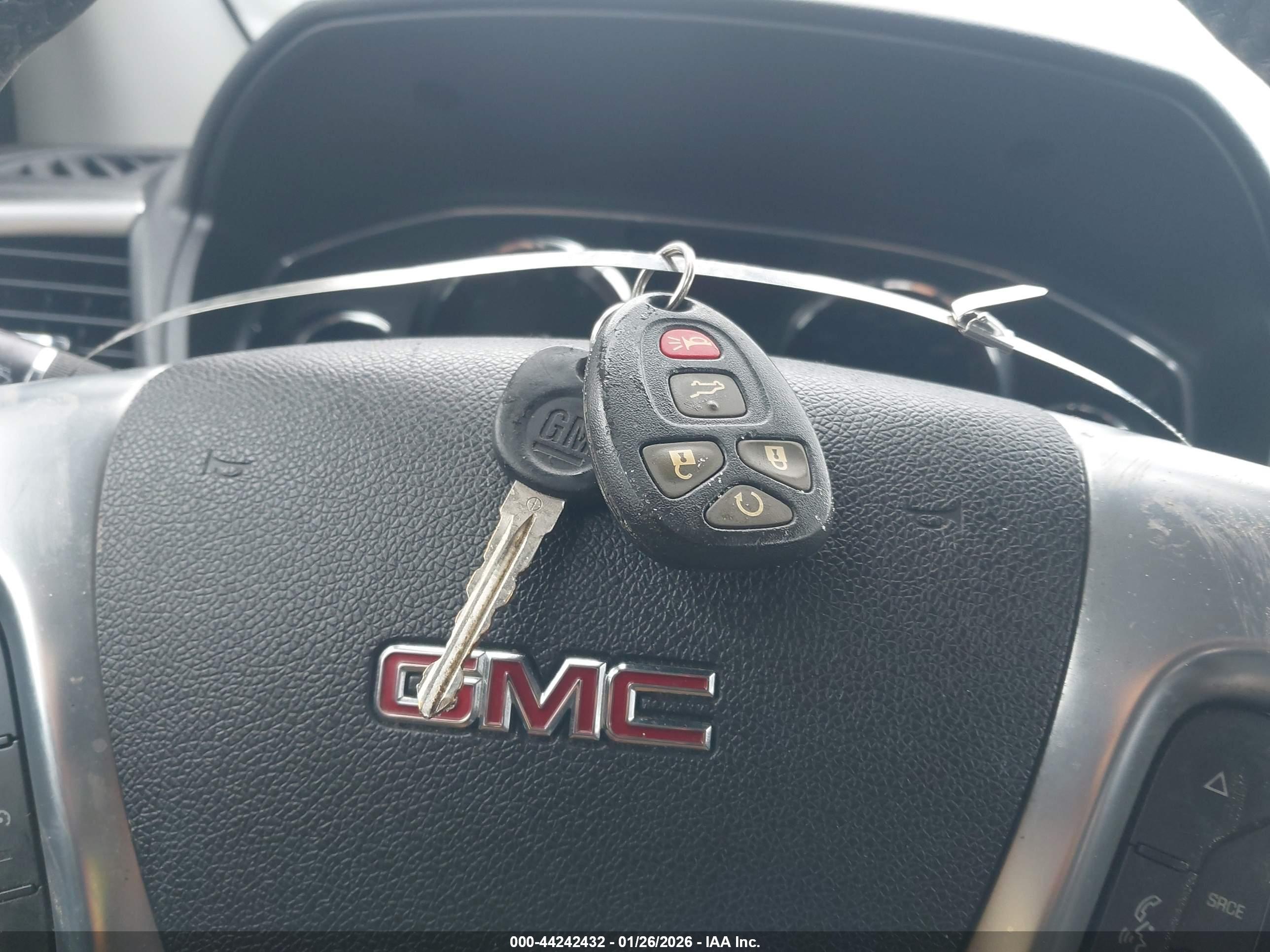 GMC ACADIA image 11