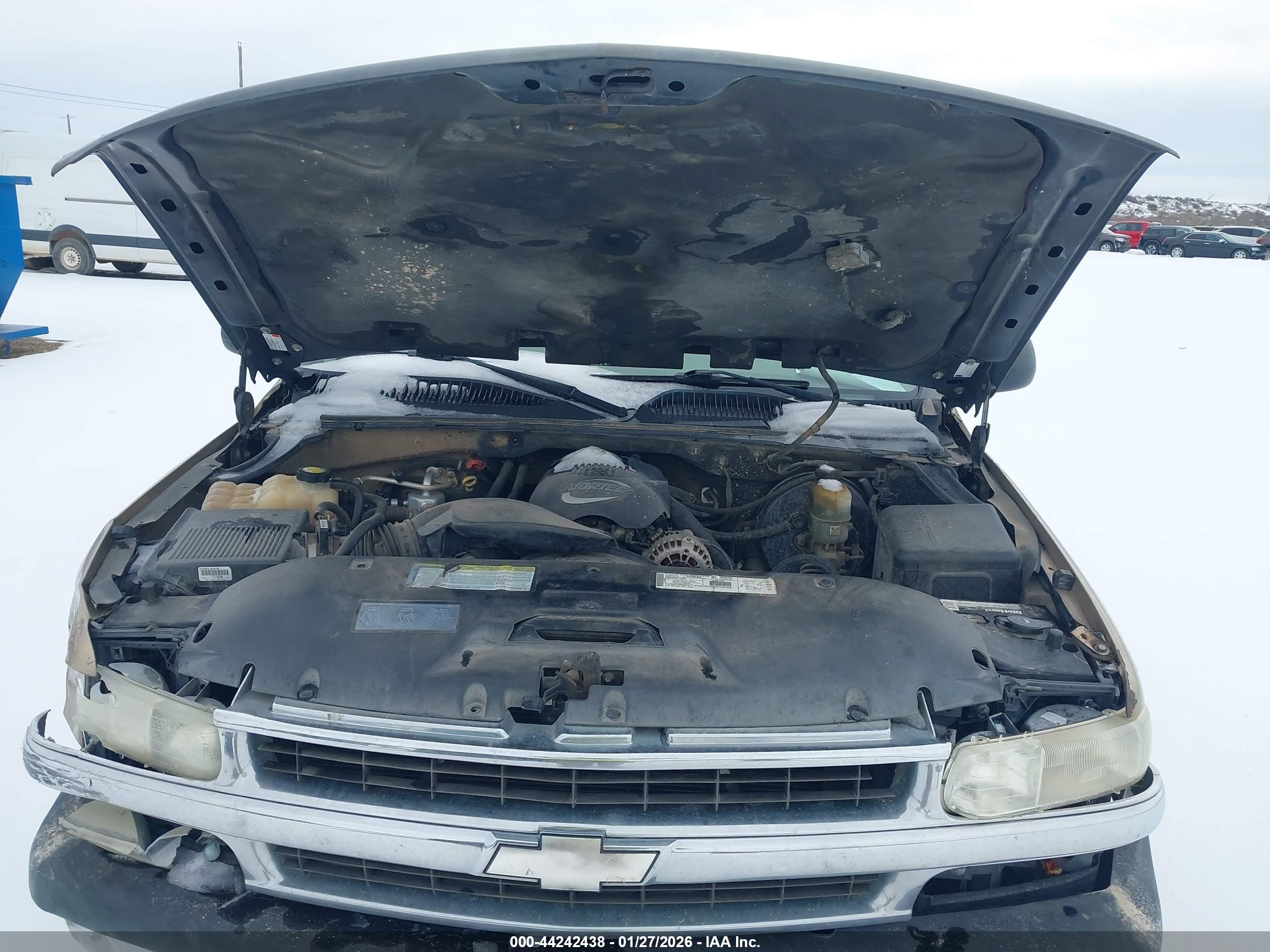 CHEVROLET TAHOE image 10