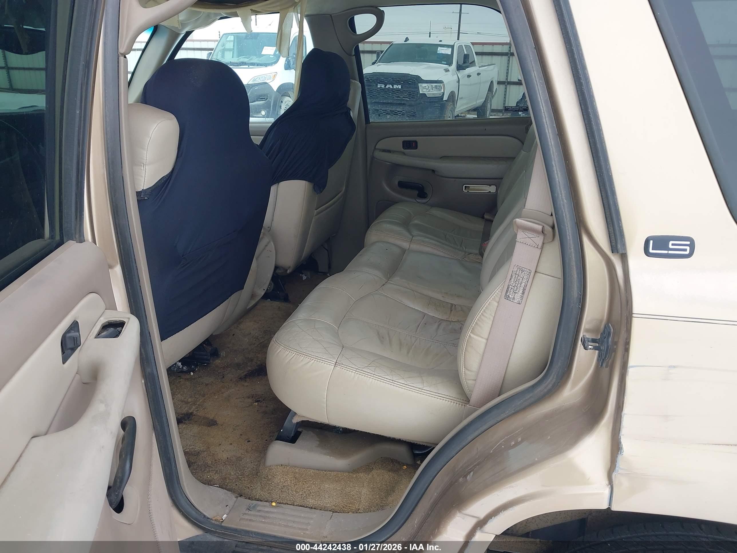 CHEVROLET TAHOE image 8