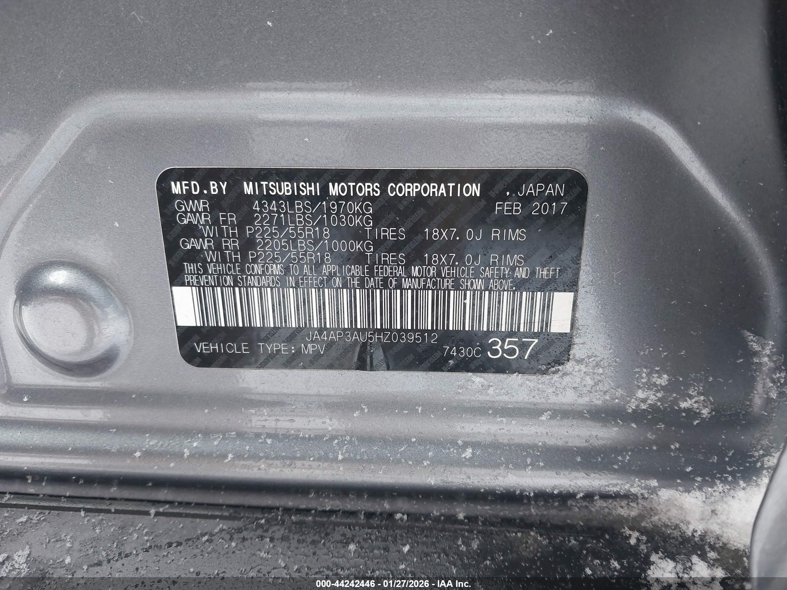 MITSUBISHI OUTLANDER image 9