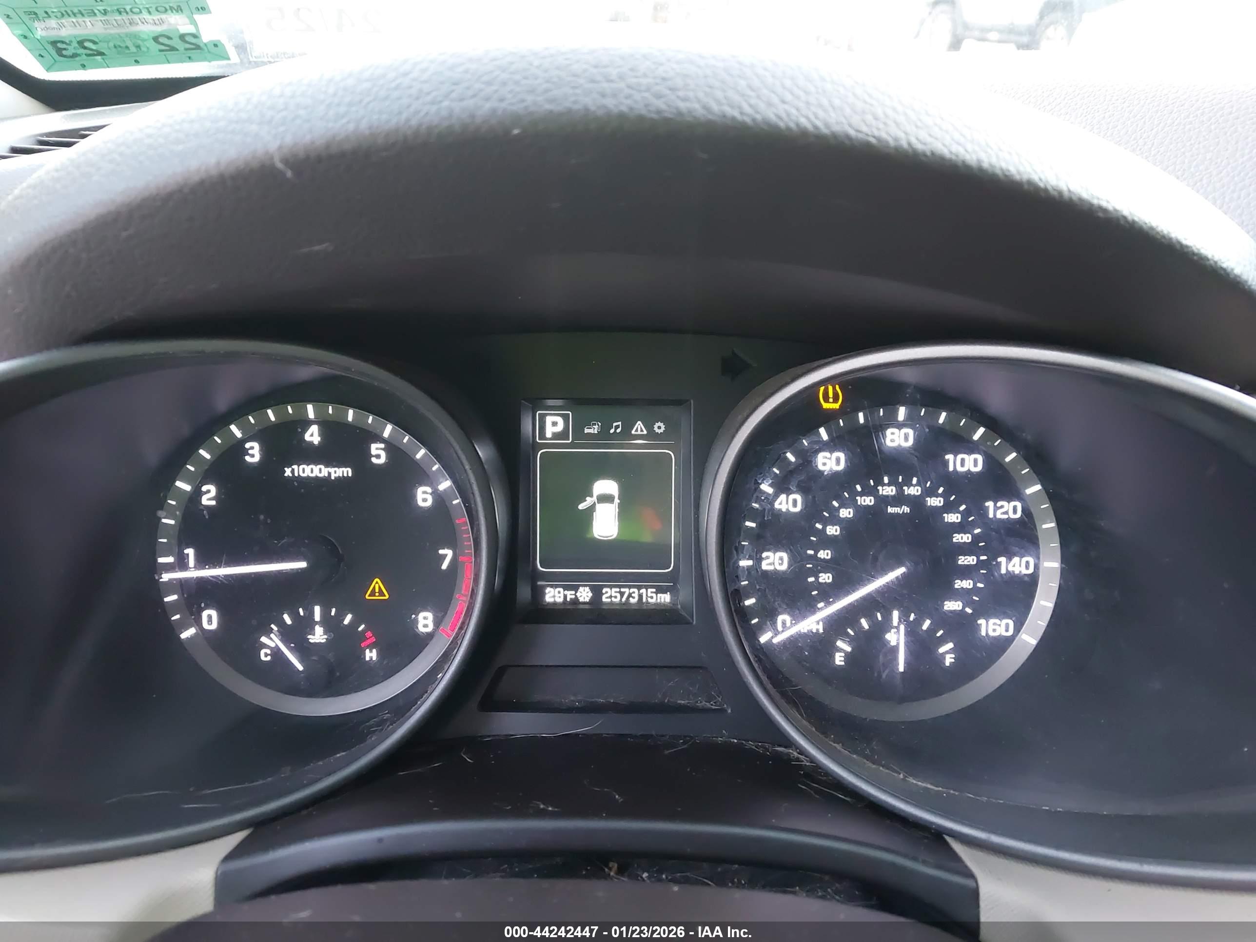 HYUNDAI SANTA image 7