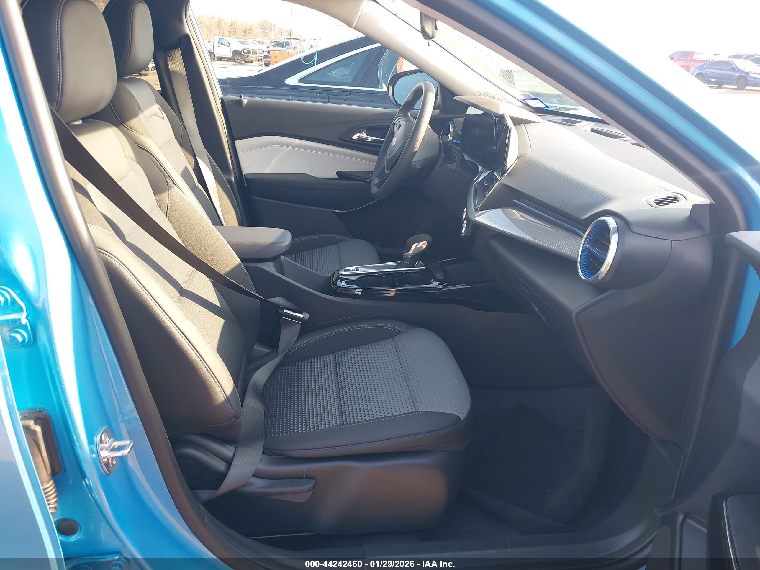 CHEVROLET TRAX image 5