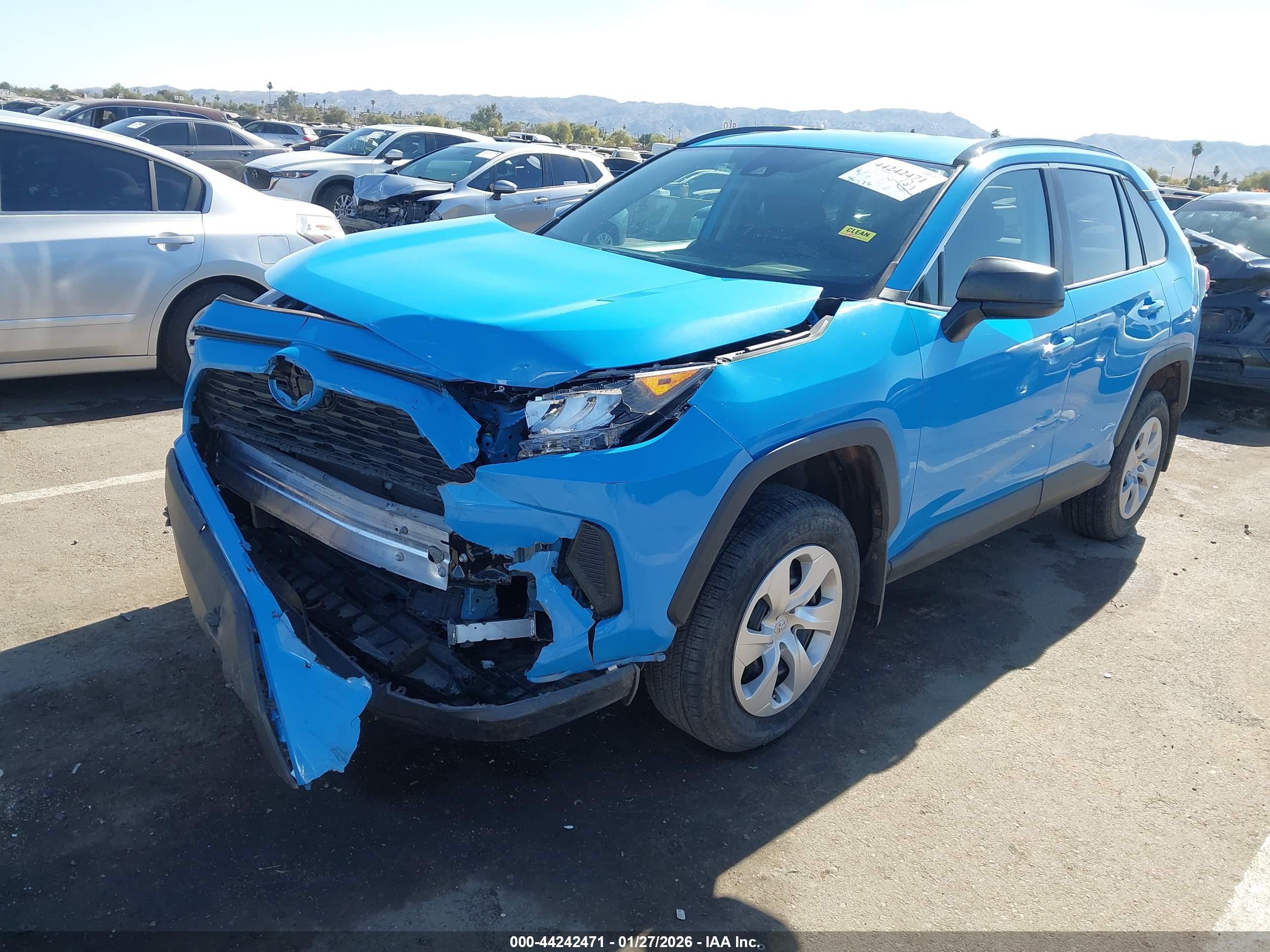 TOYOTA RAV4 image 2