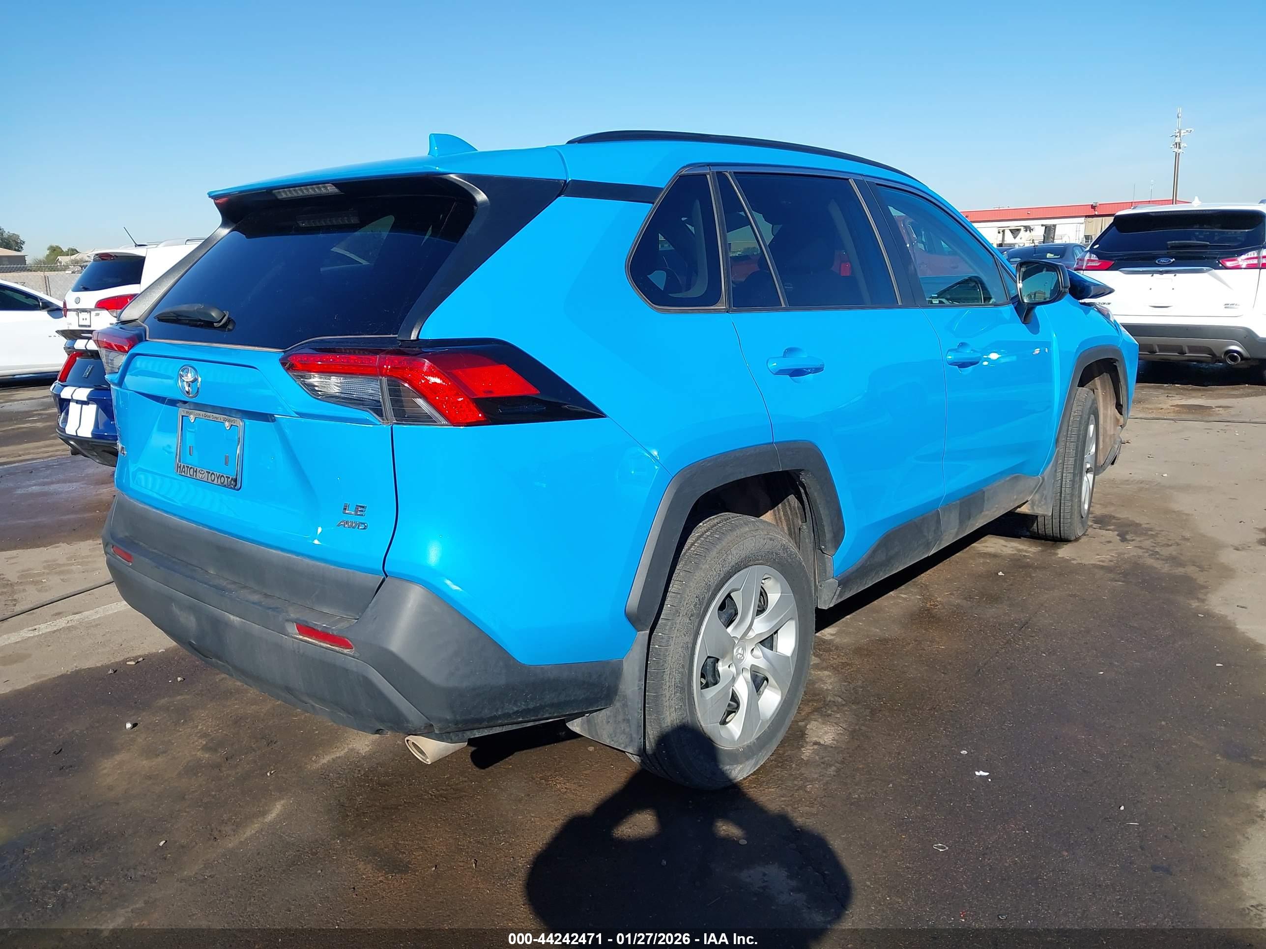 TOYOTA RAV4 image 4