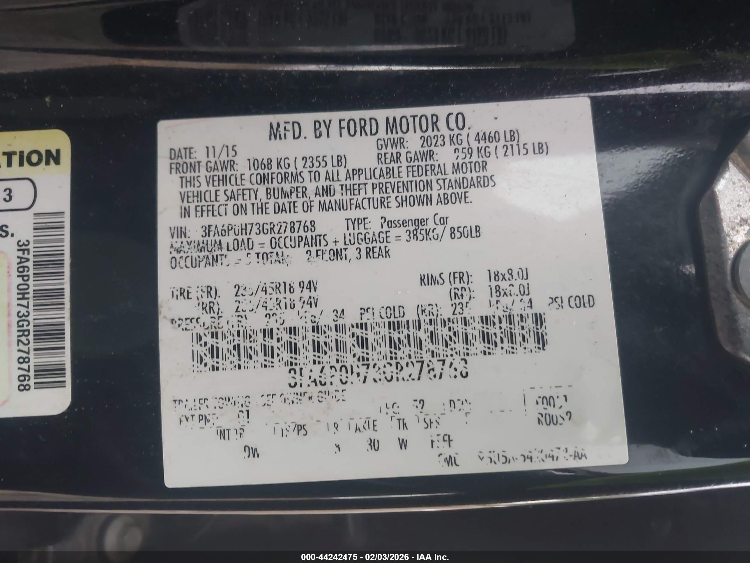 FORD FUSION image 9