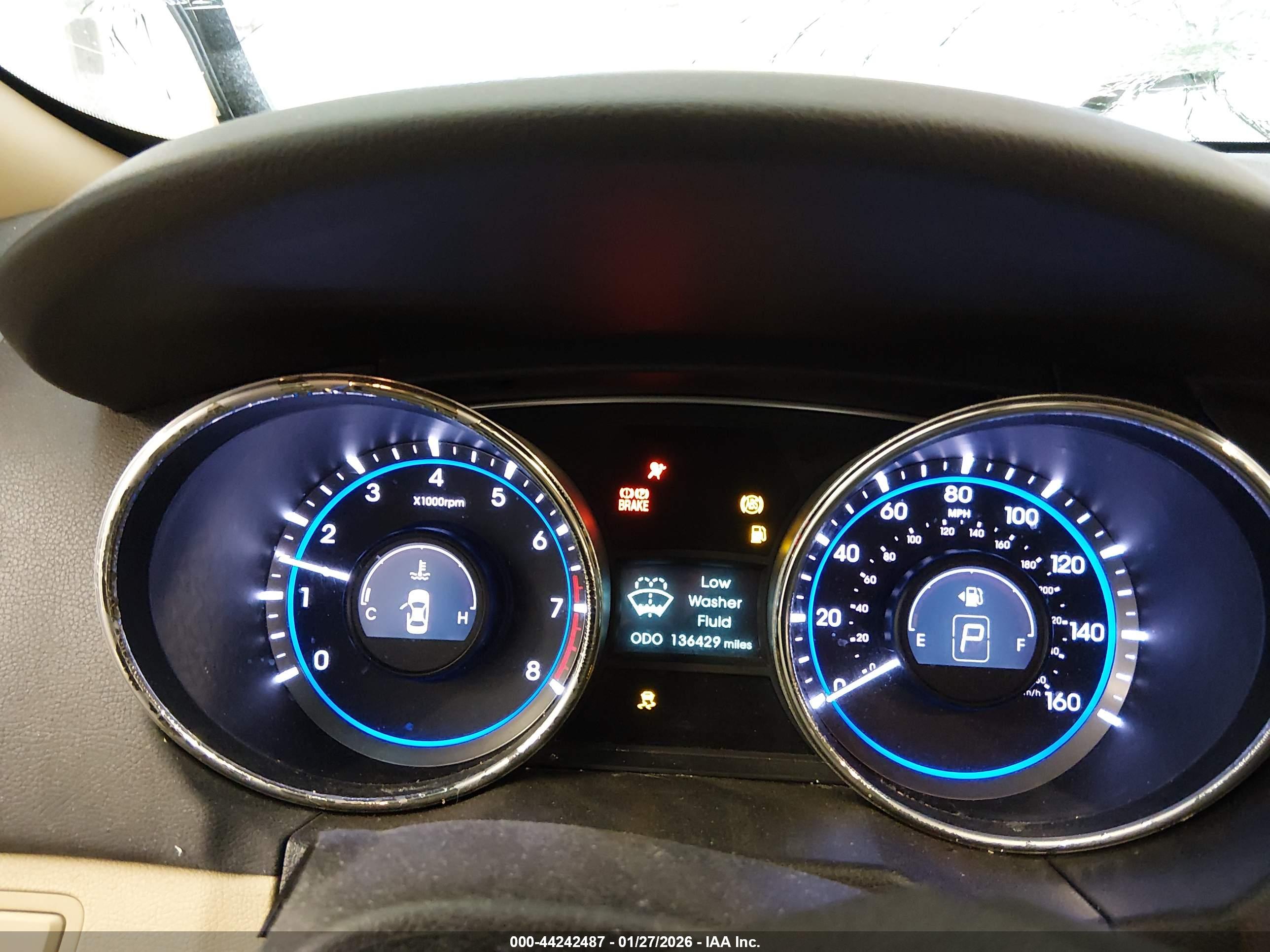 HYUNDAI SONATA image 7