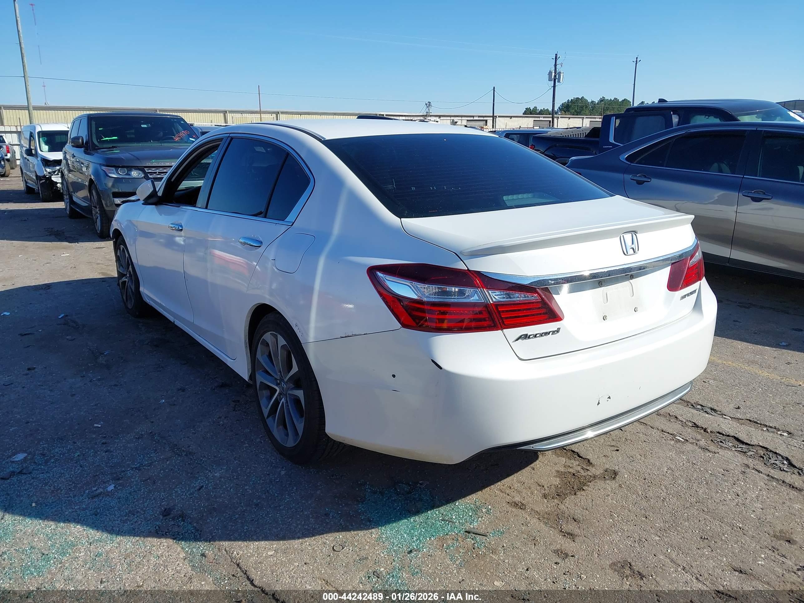 HONDA ACCORD image 3