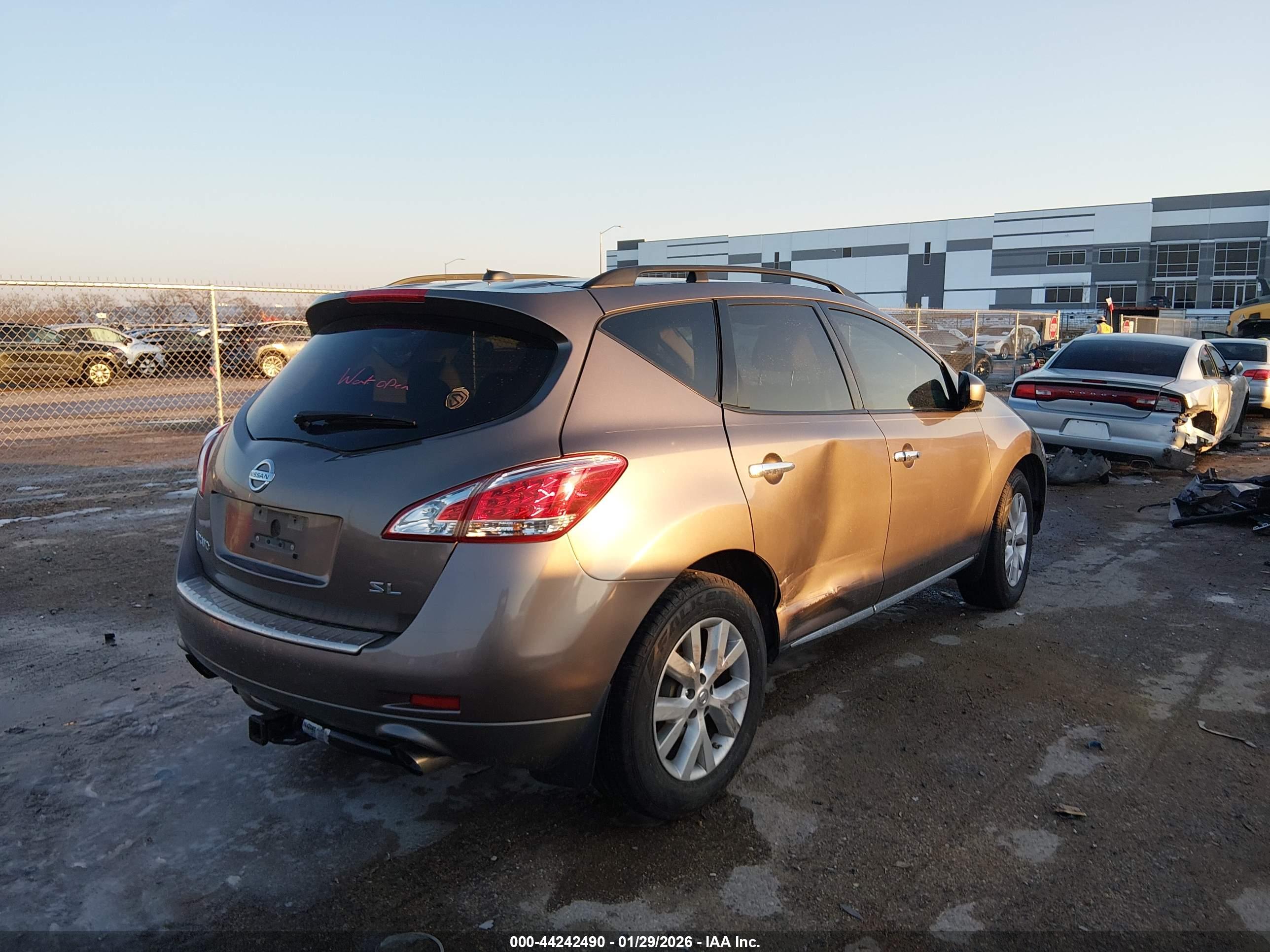 NISSAN MURANO image 4