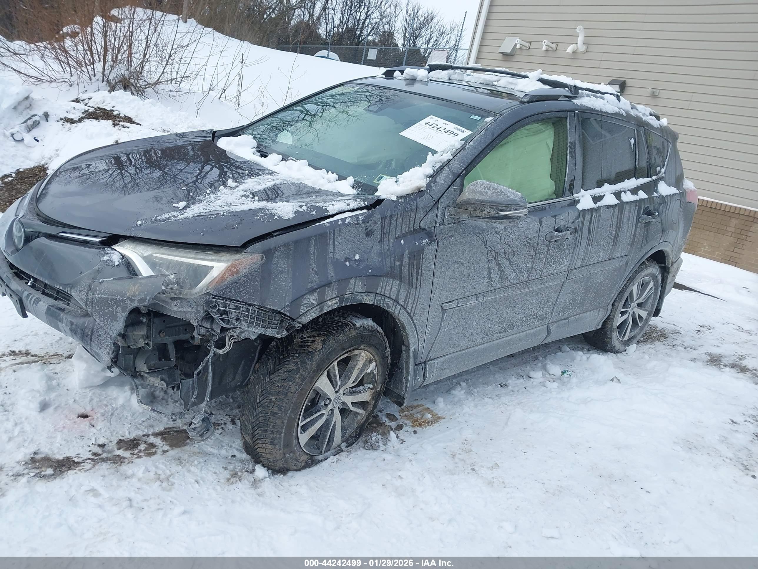 TOYOTA RAV4 image 2