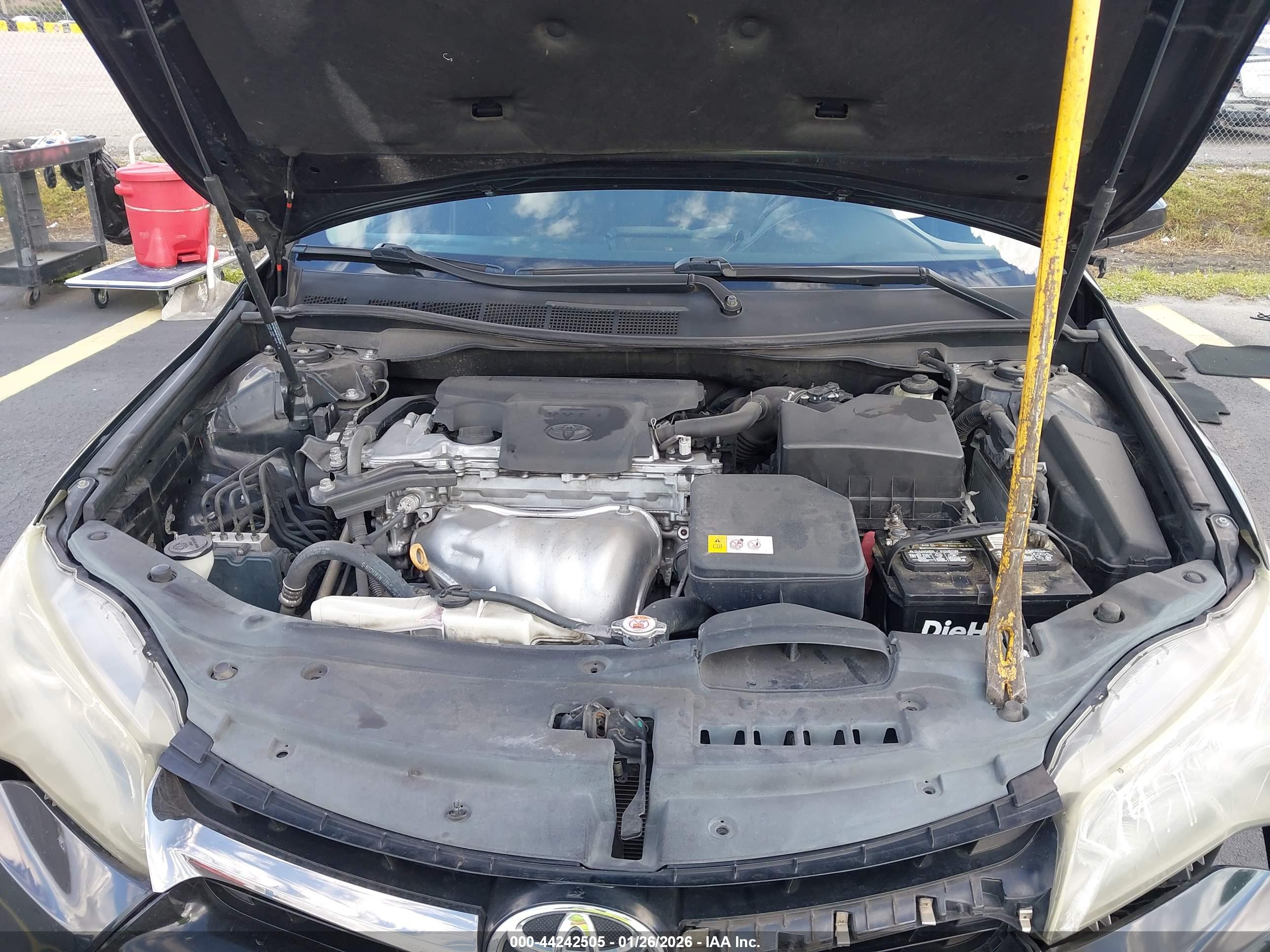 TOYOTA CAMRY image 10