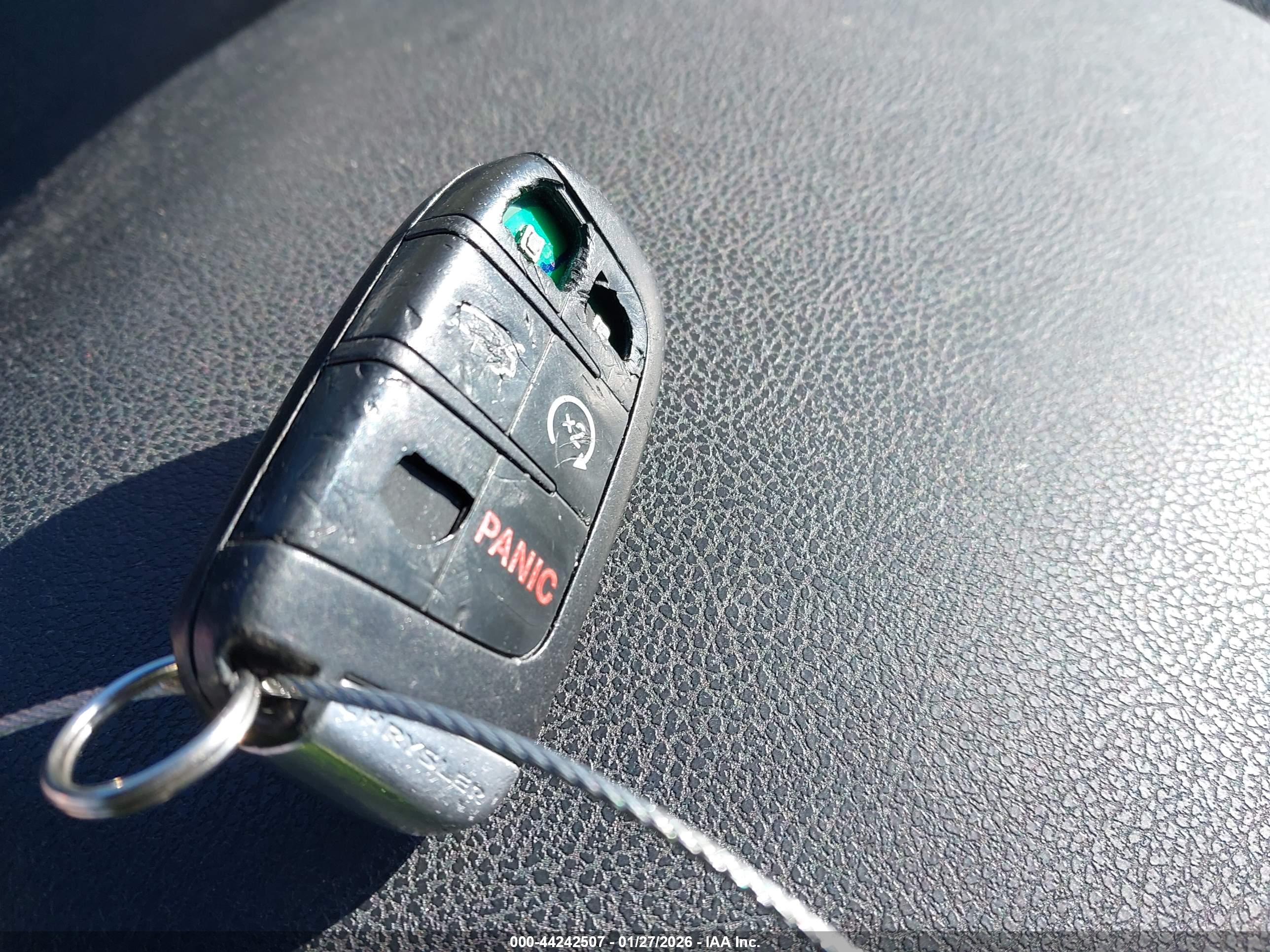 CHRYSLER 300C image 11