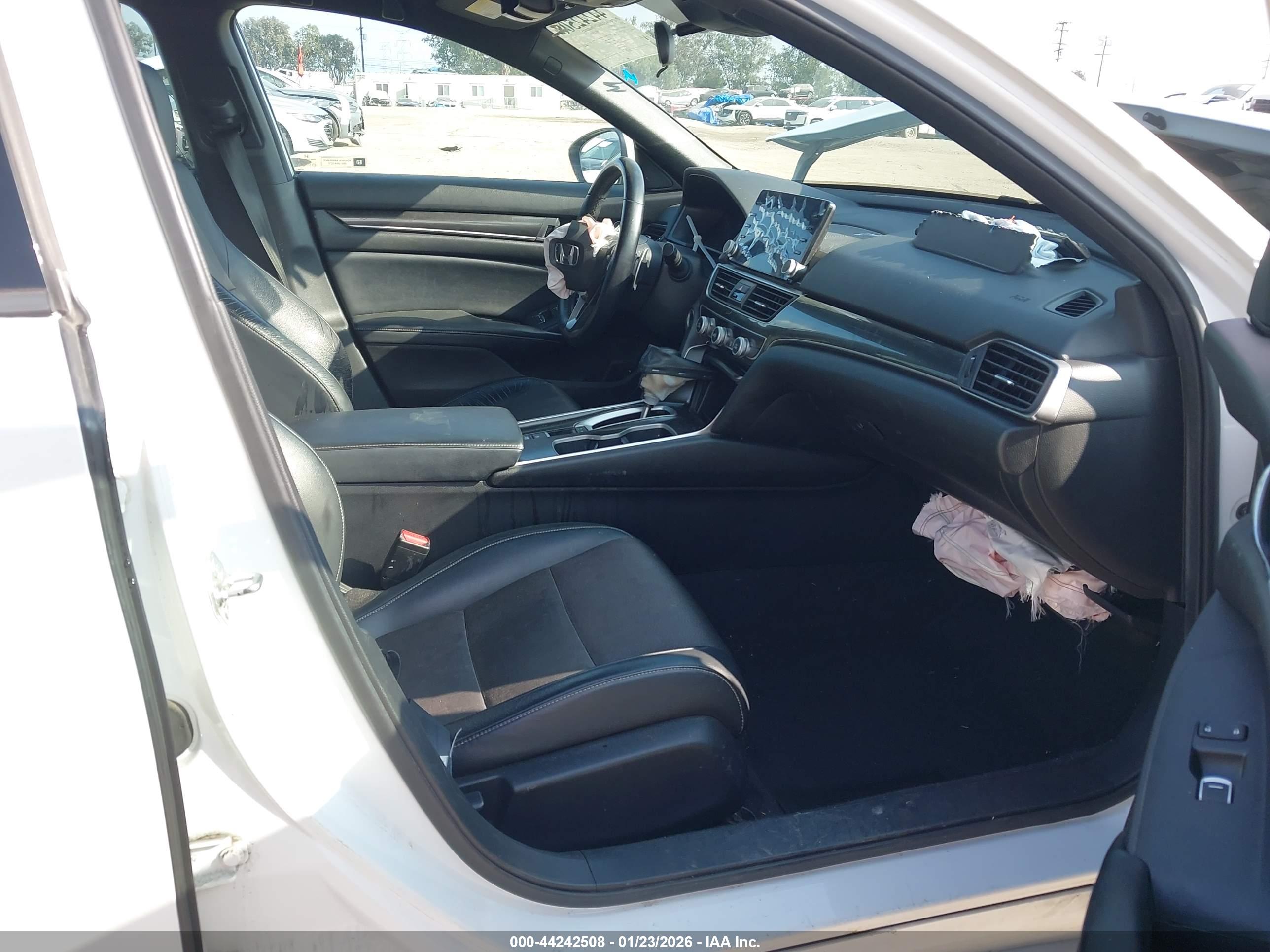 HONDA ACCORD image 5