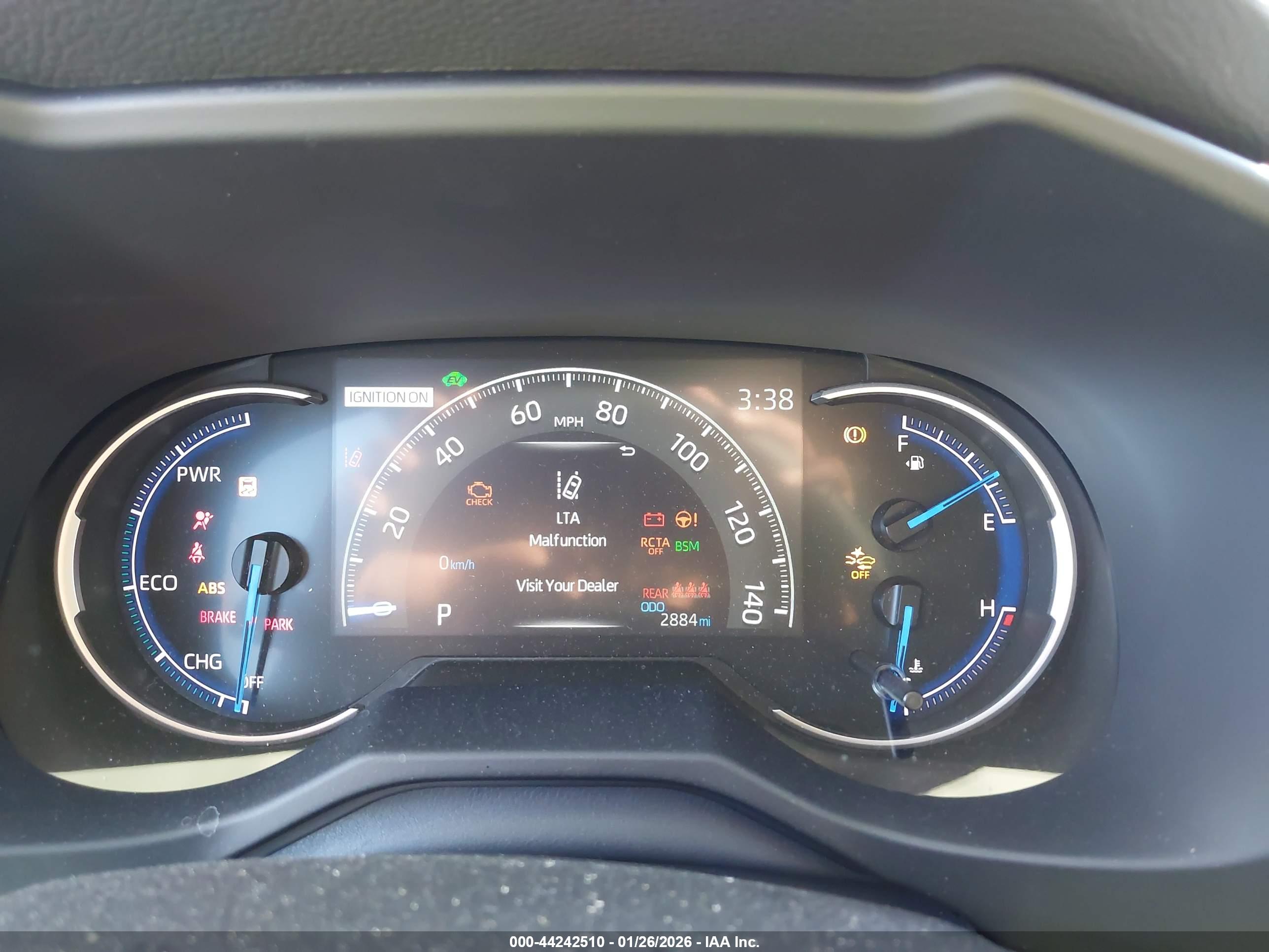 TOYOTA RAV4 image 7