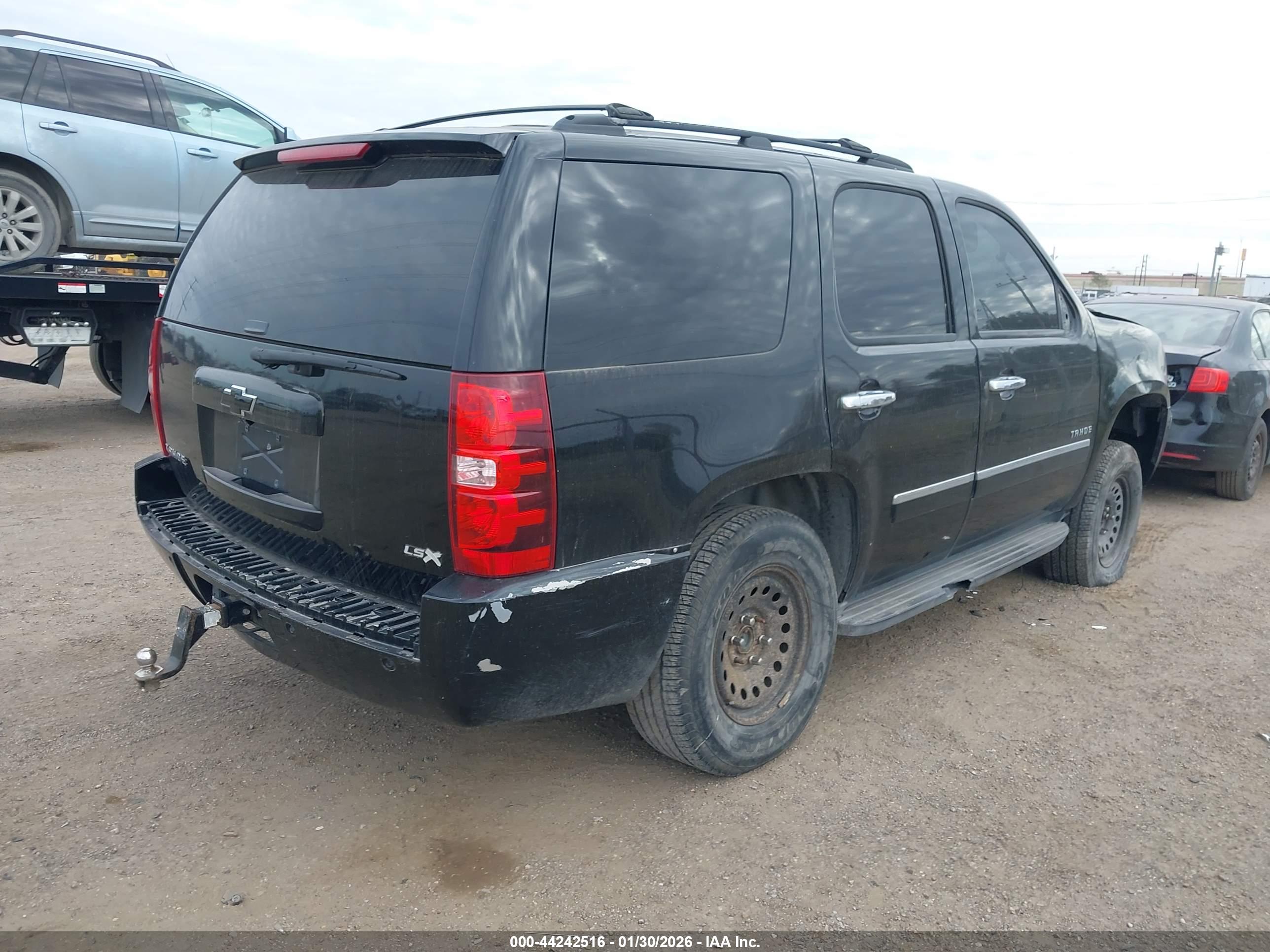 CHEVROLET TAHOE image 4