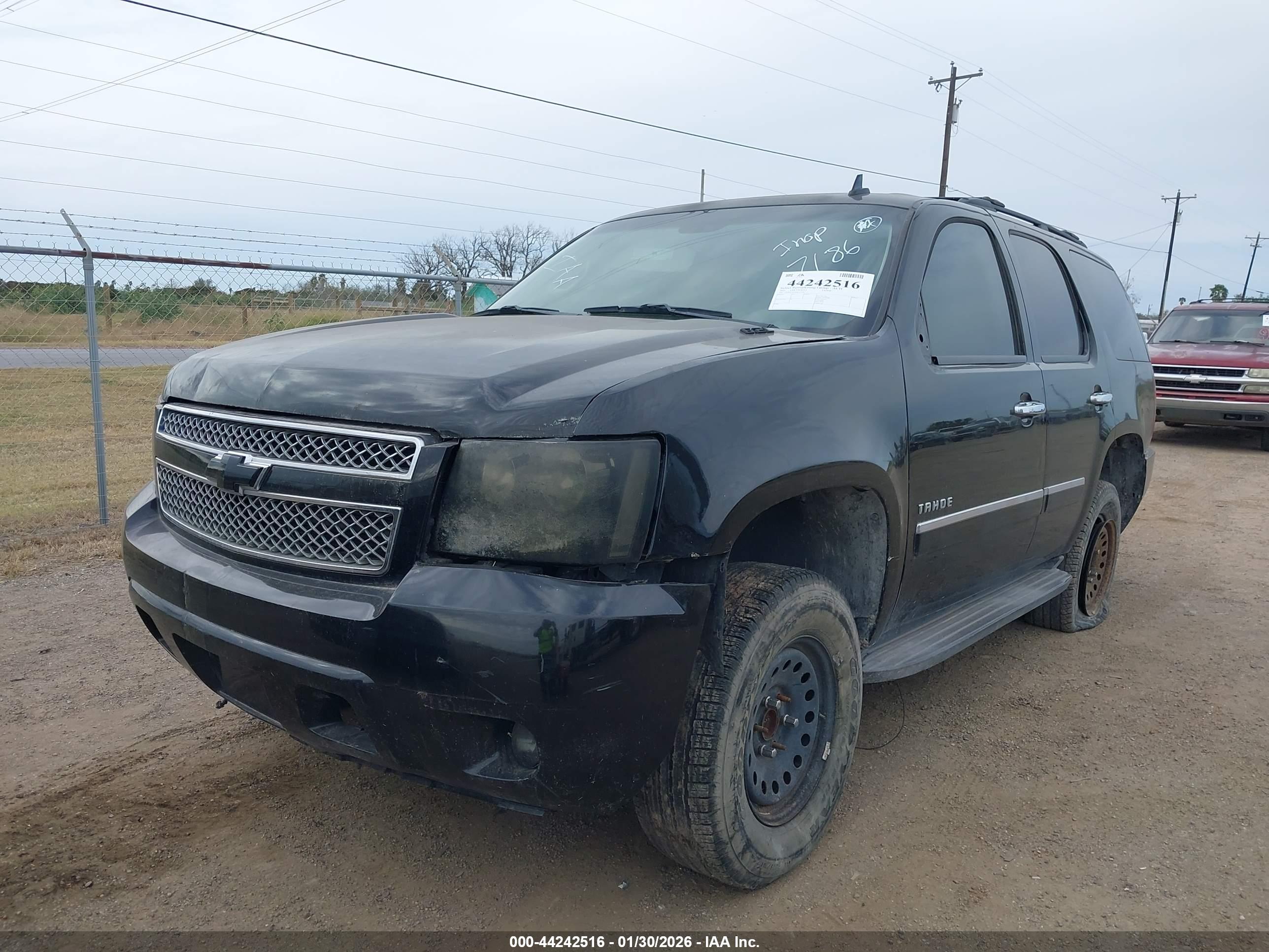 CHEVROLET TAHOE image 6