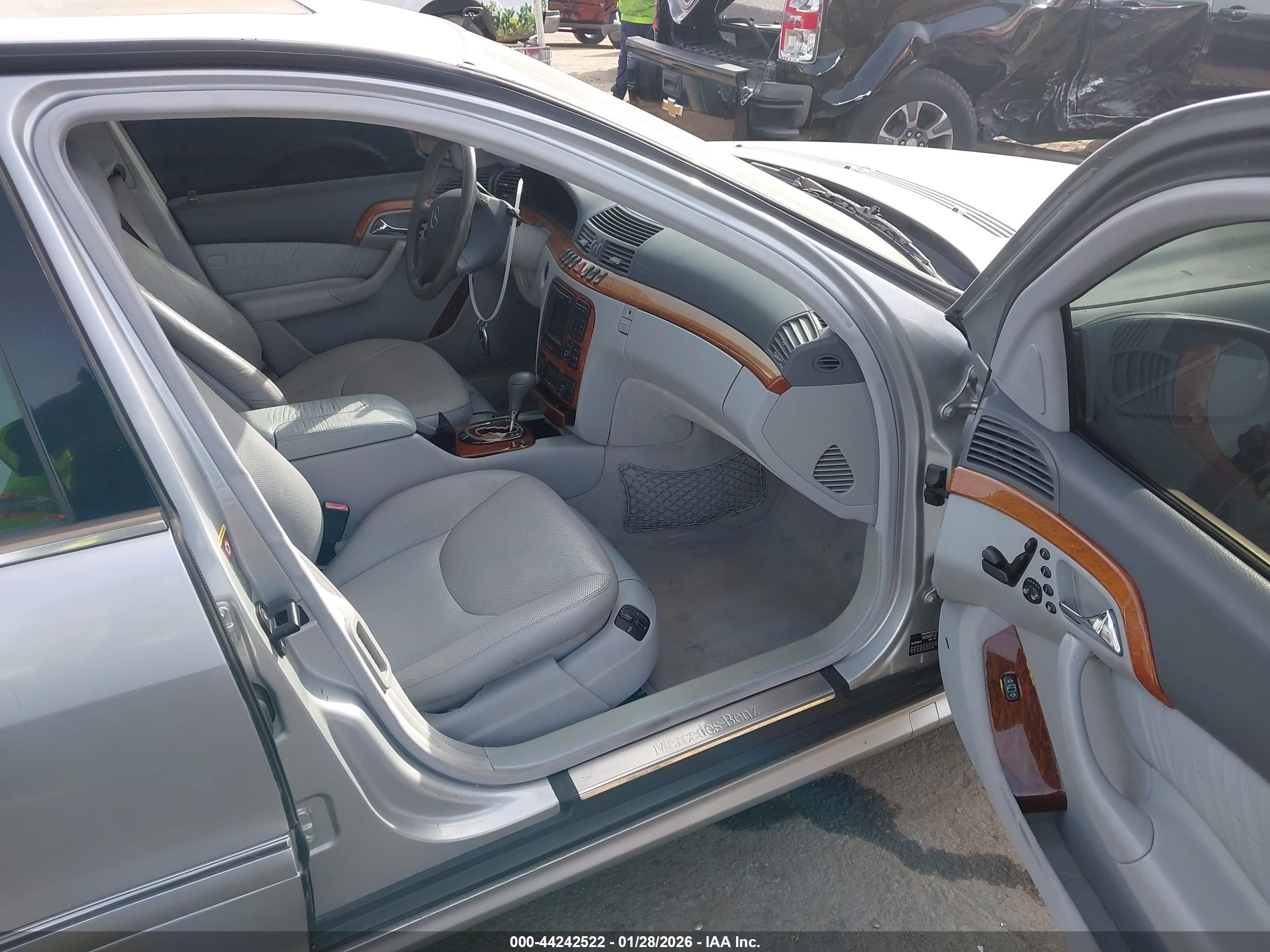 MERCEDES-BENZ S image 5