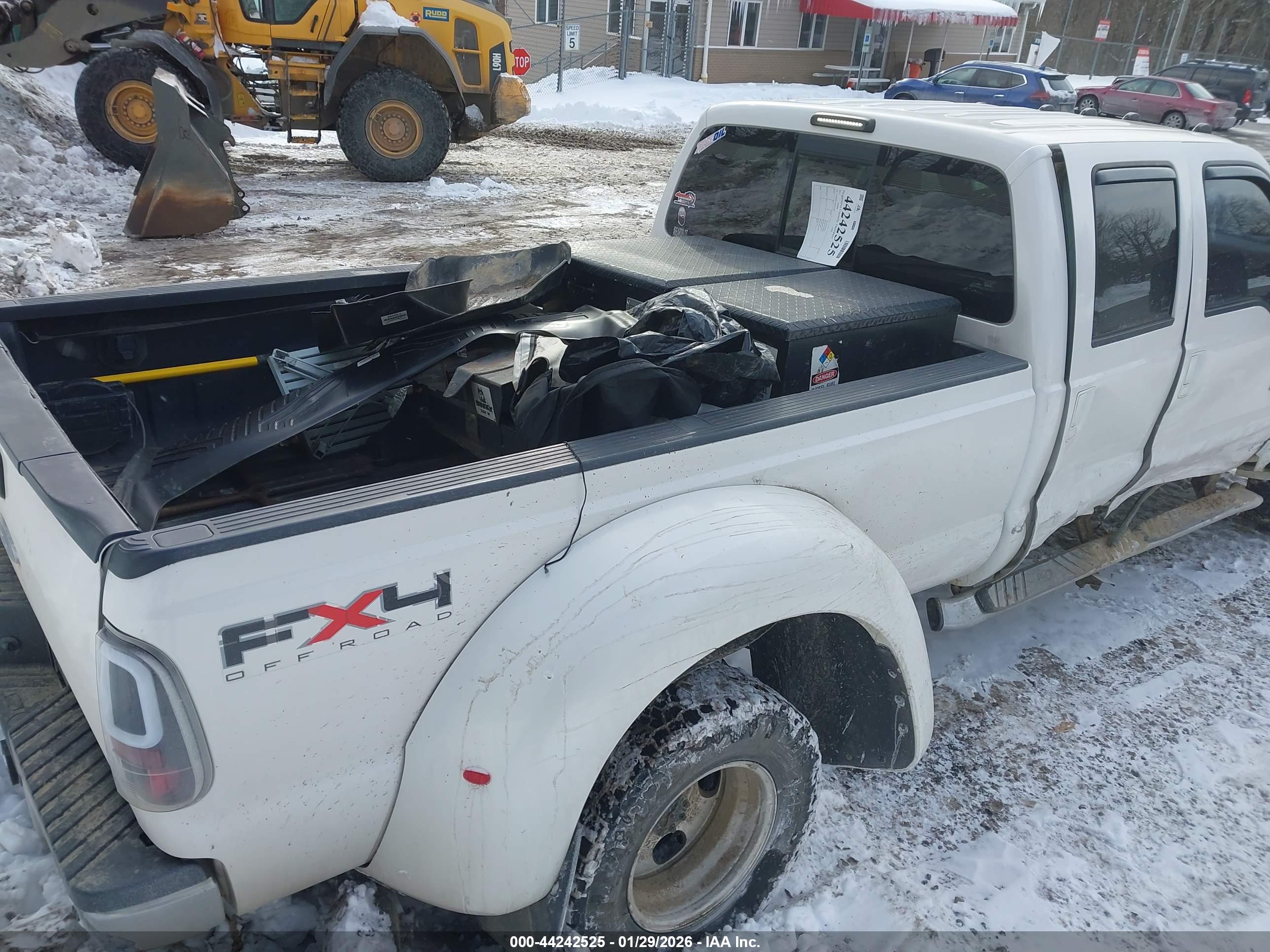 FORD F-450 image 4