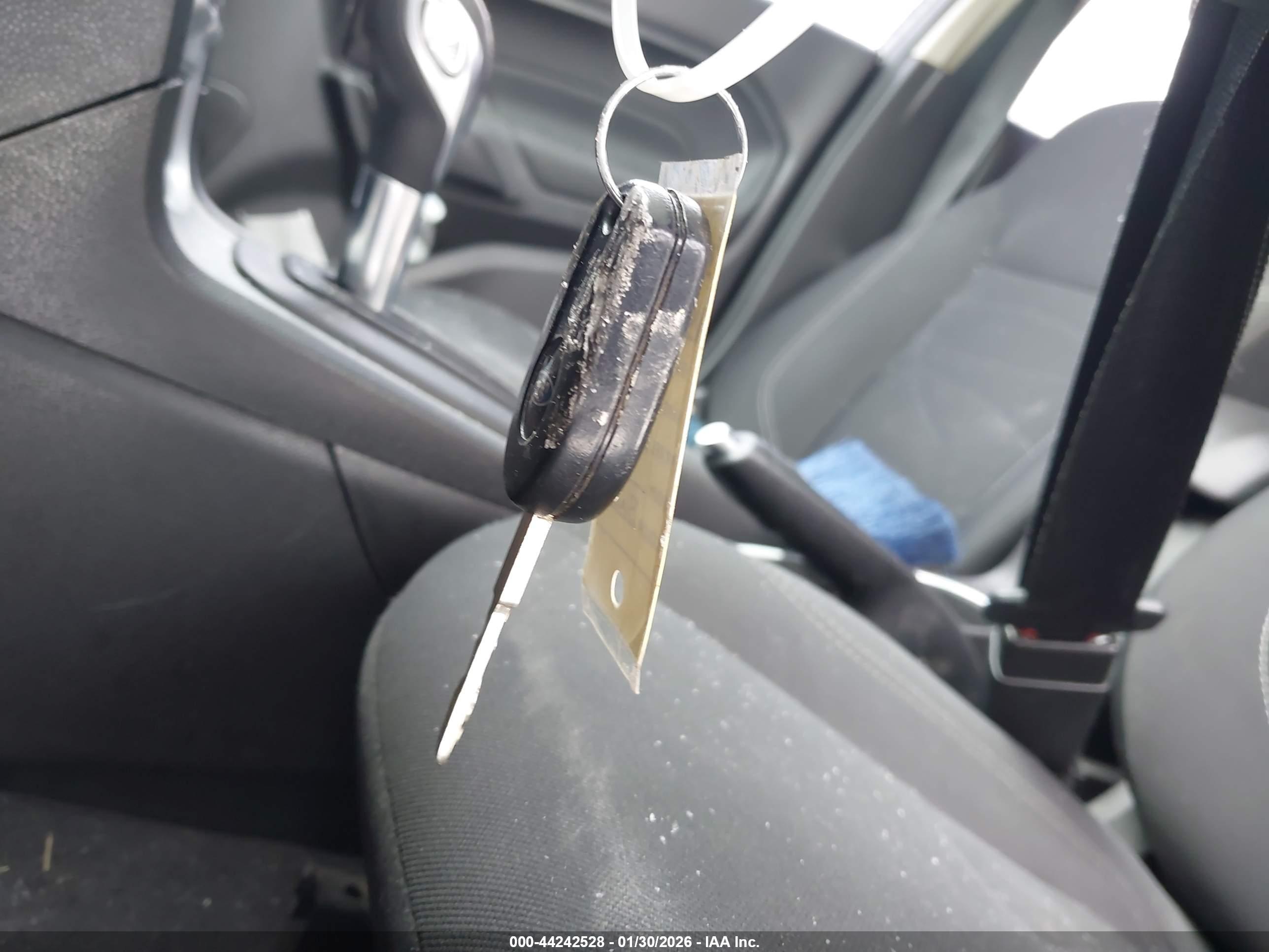 FORD FIESTA image 11