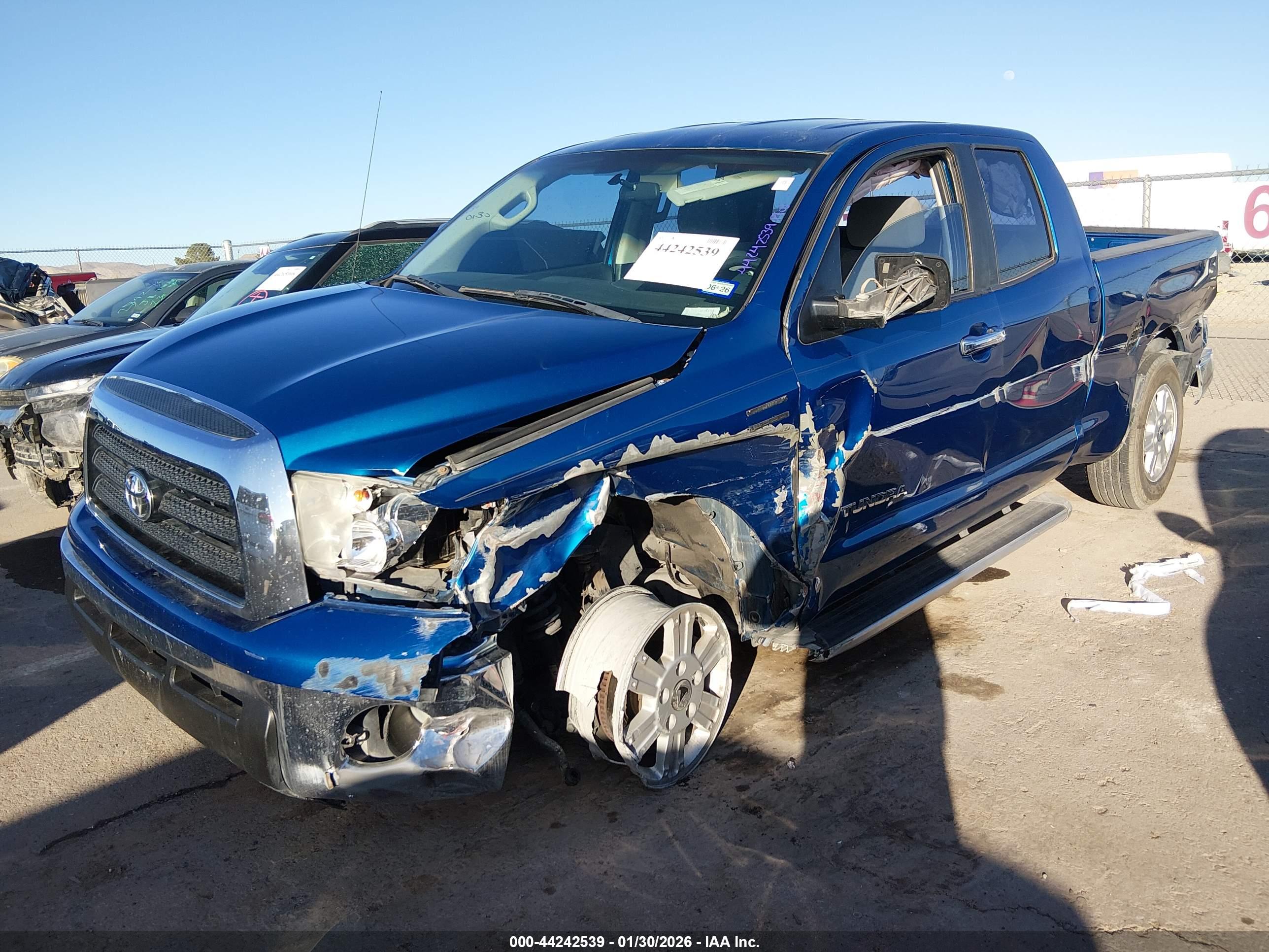 TOYOTA TUNDRA image 2