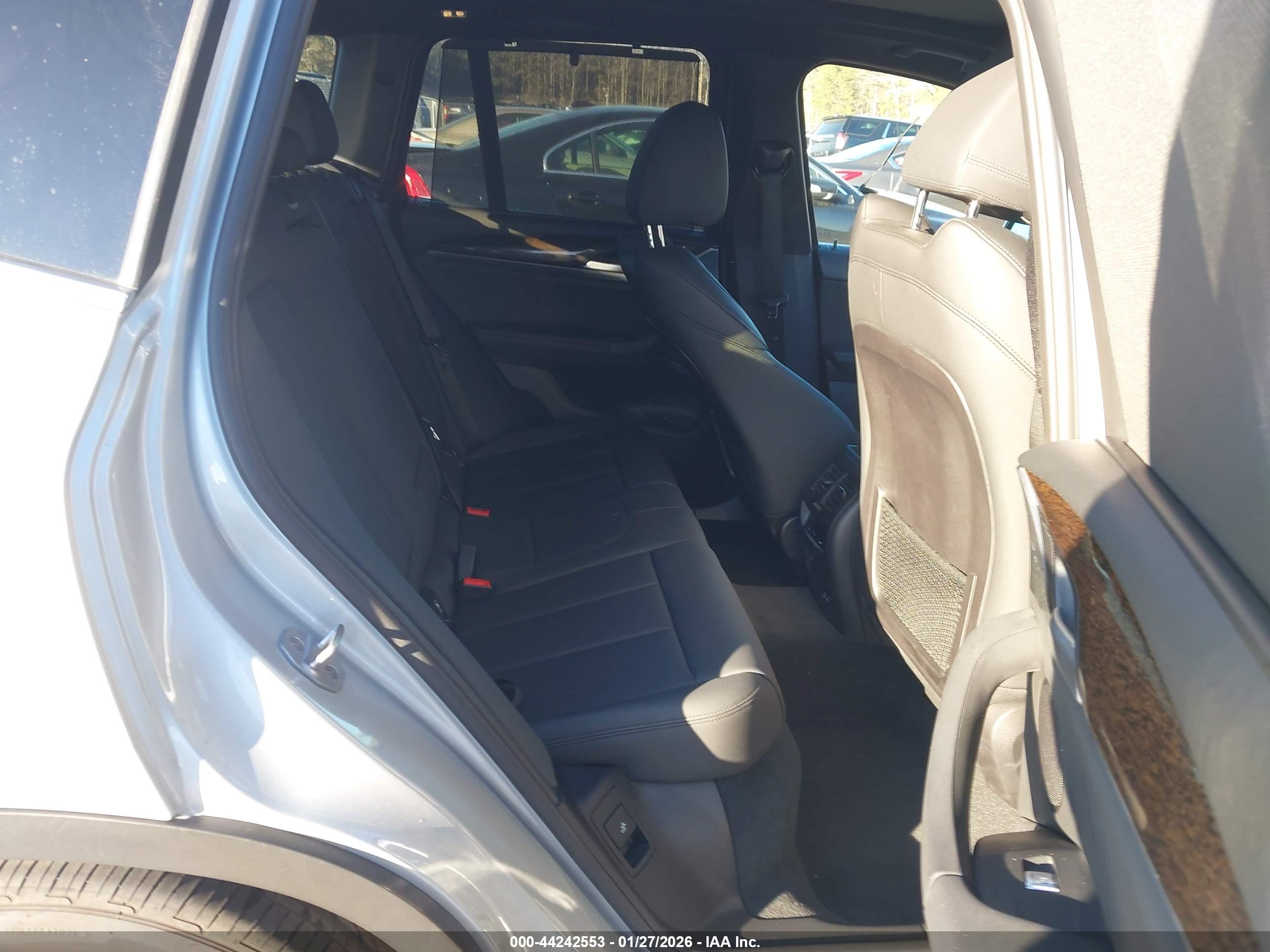 BMW X3 image 8