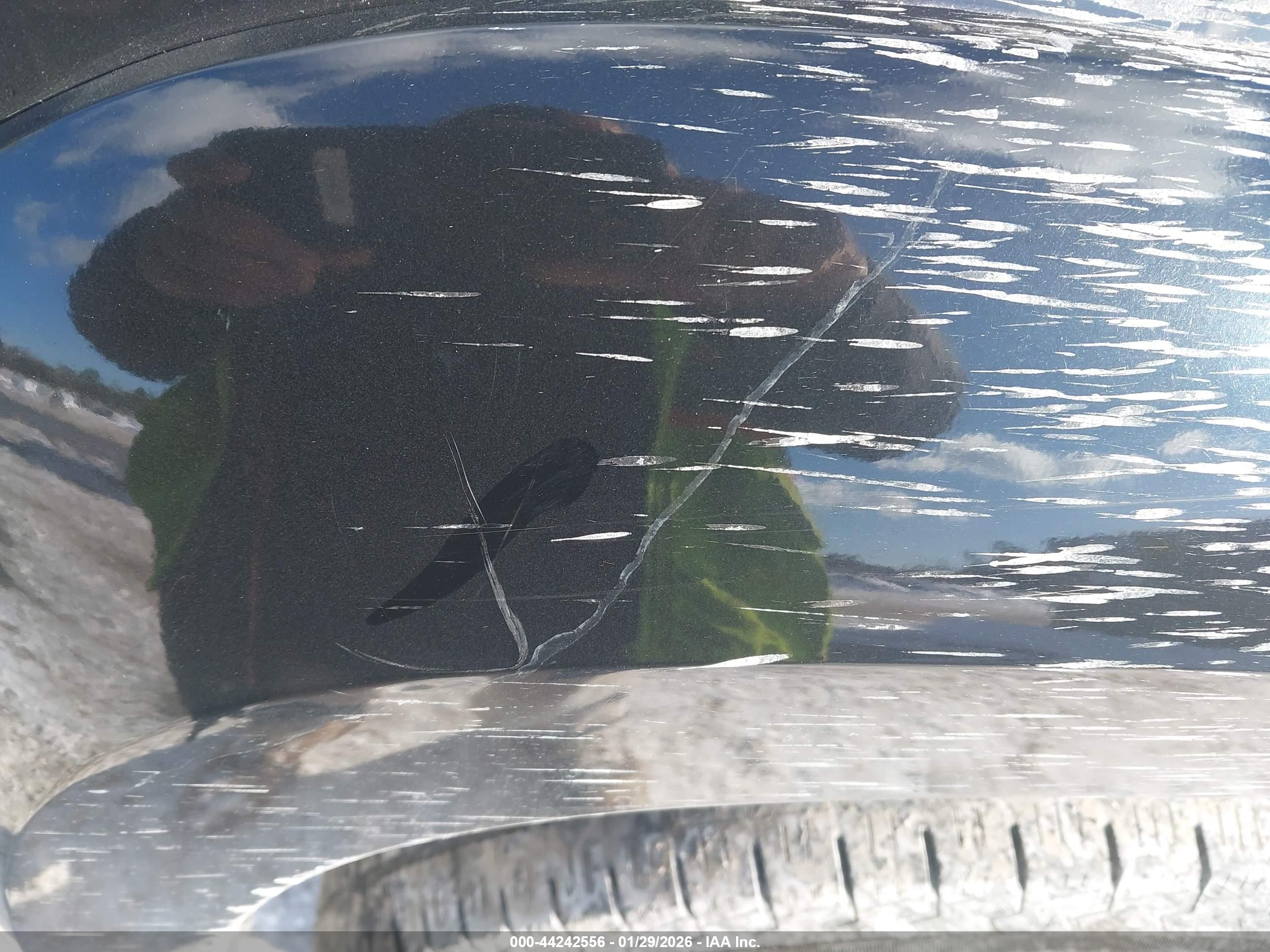 CHEVROLET COLORADO image 6