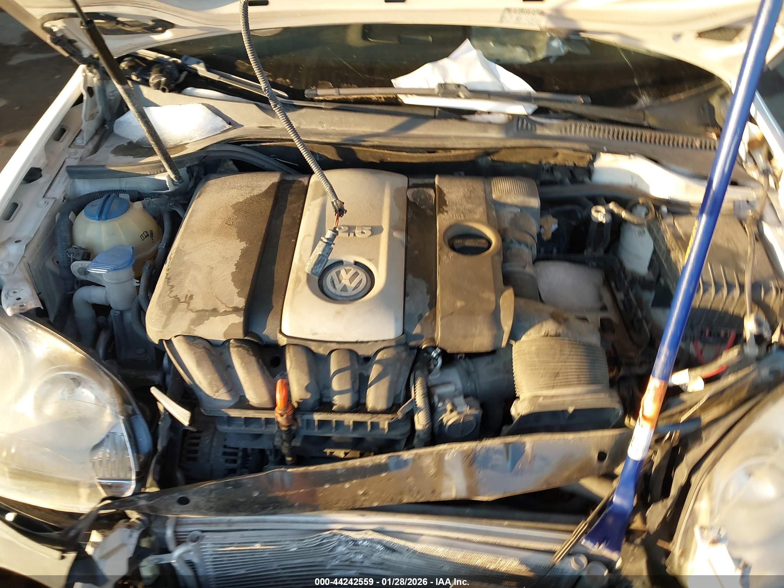 VOLKSWAGEN JETTA image 10