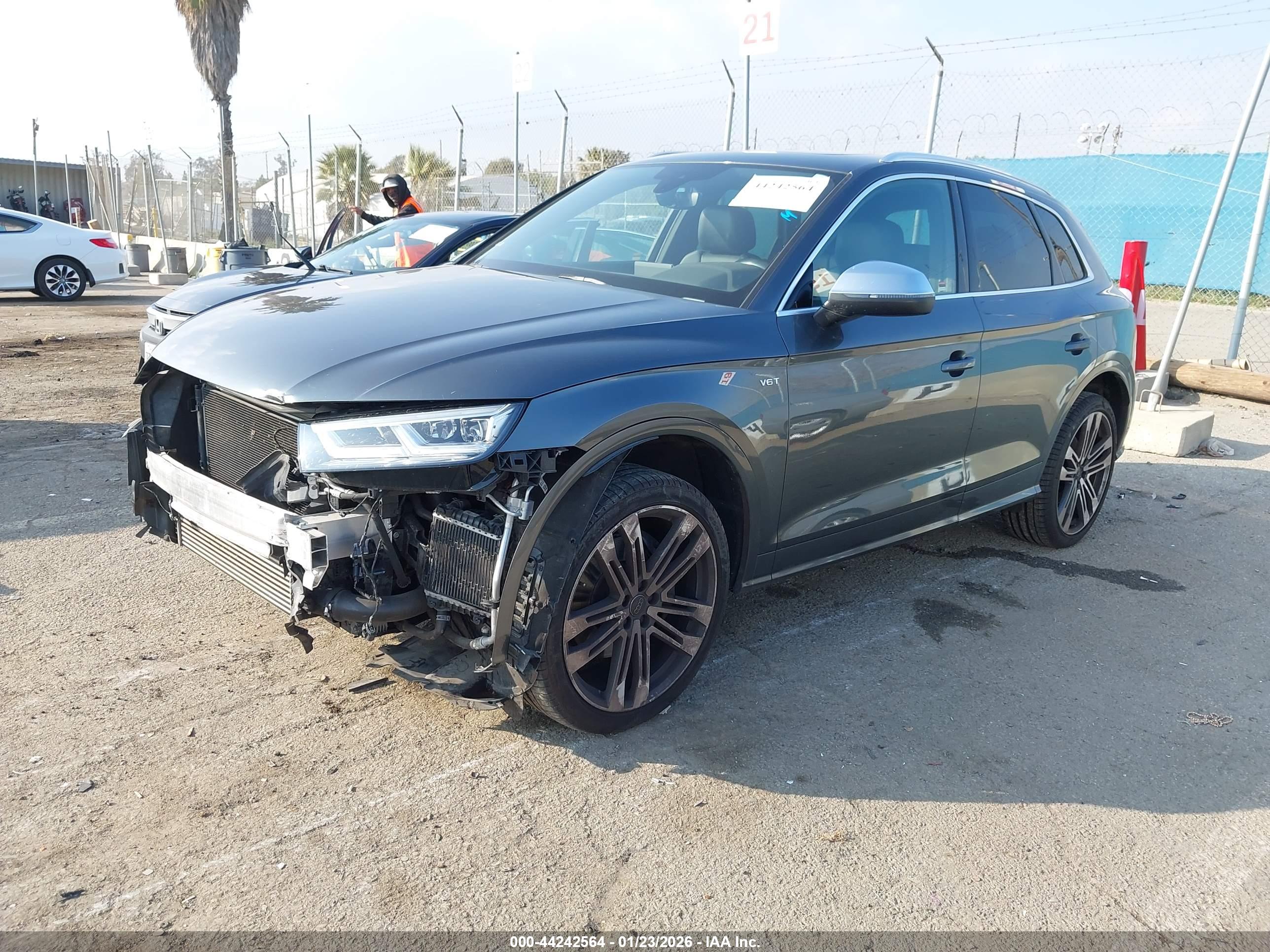AUDI SQ5 image 2