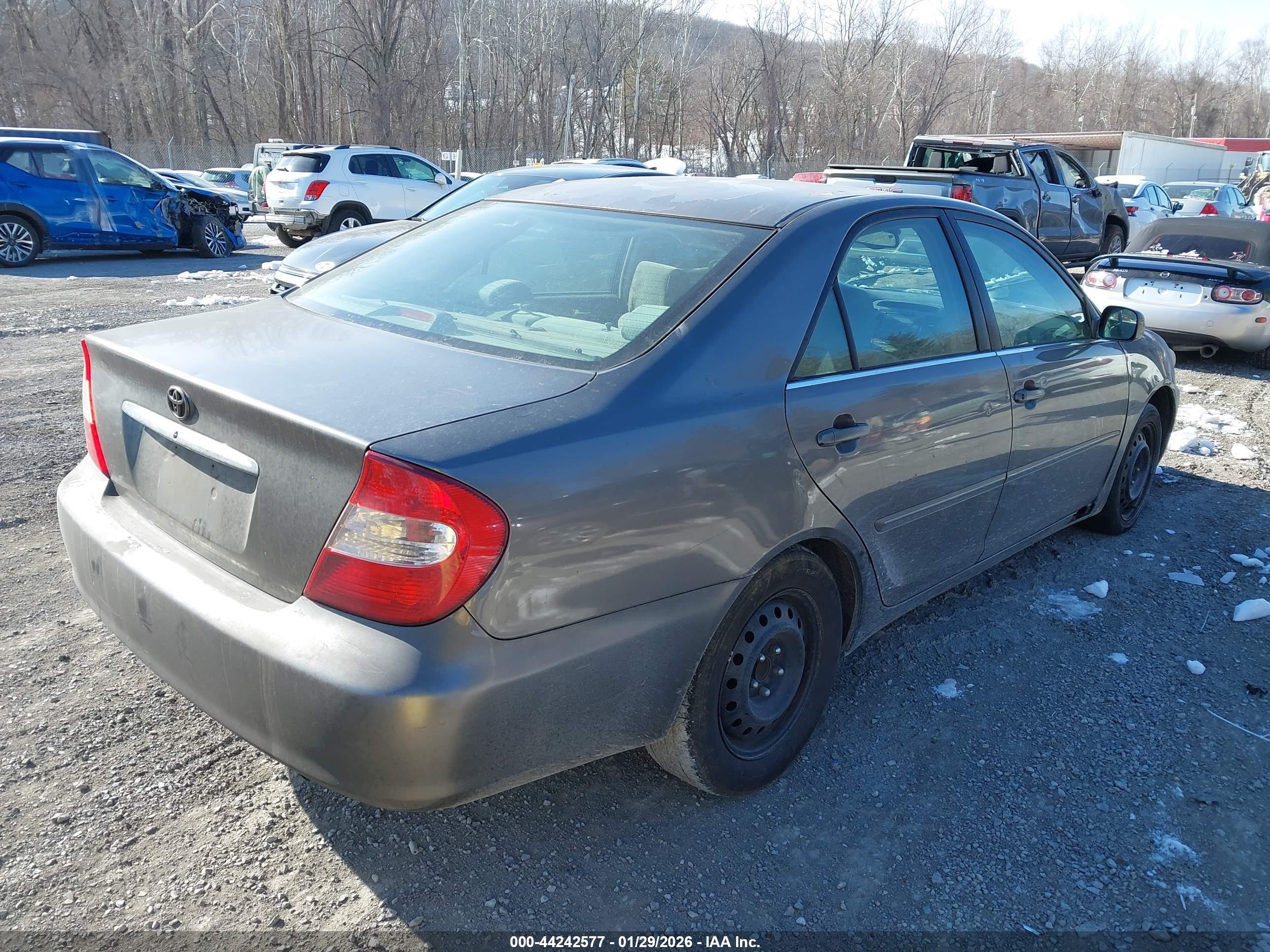 TOYOTA CAMRY image 4