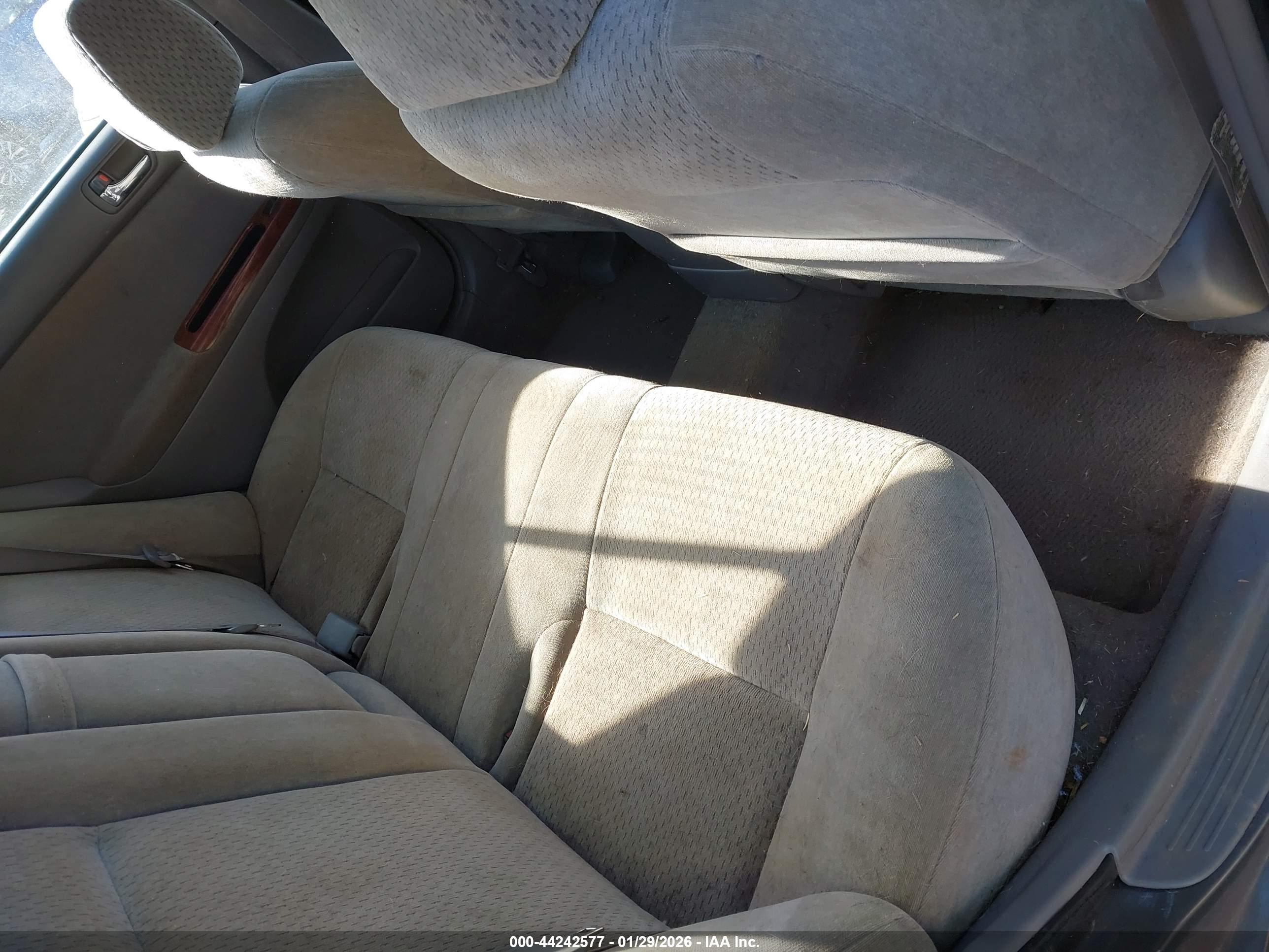 TOYOTA CAMRY image 8