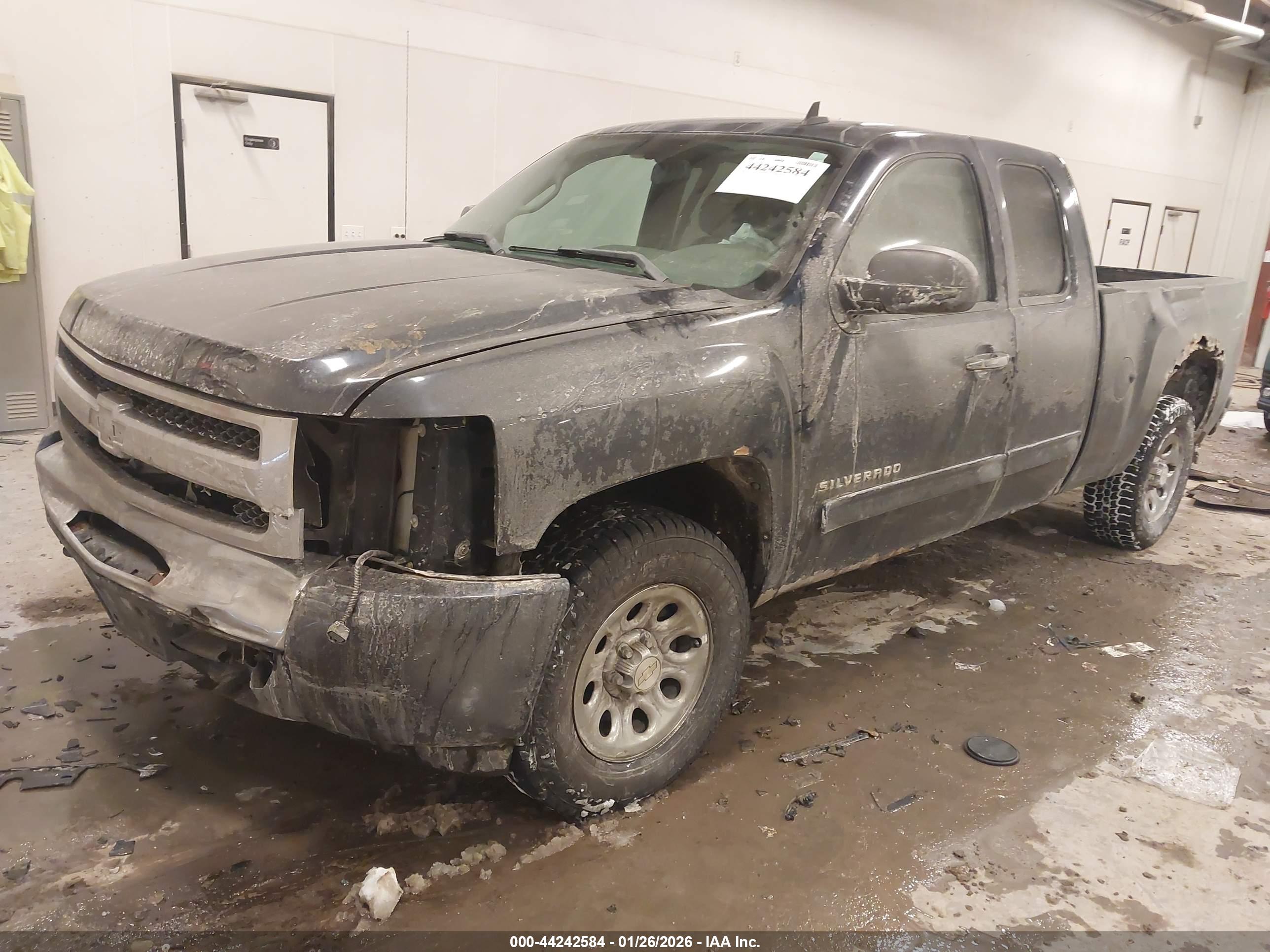 CHEVROLET SILVERADO image 2