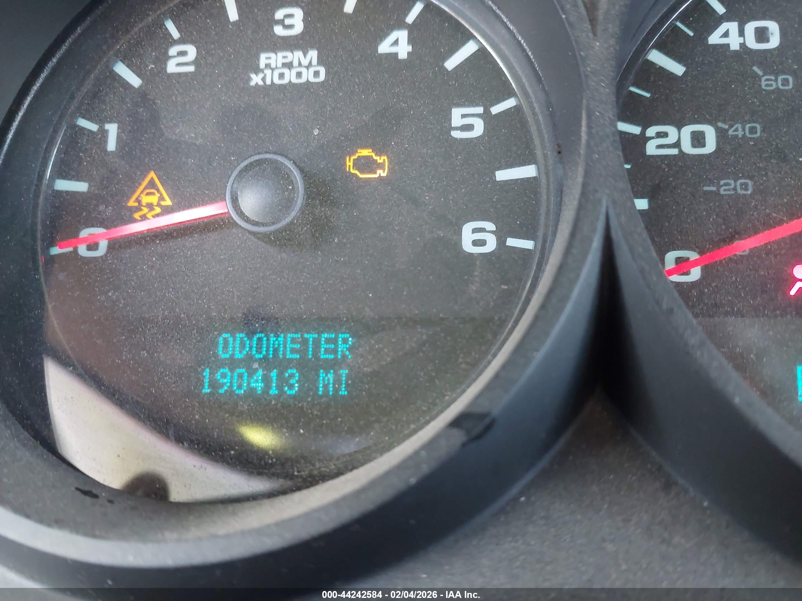 CHEVROLET SILVERADO image 7