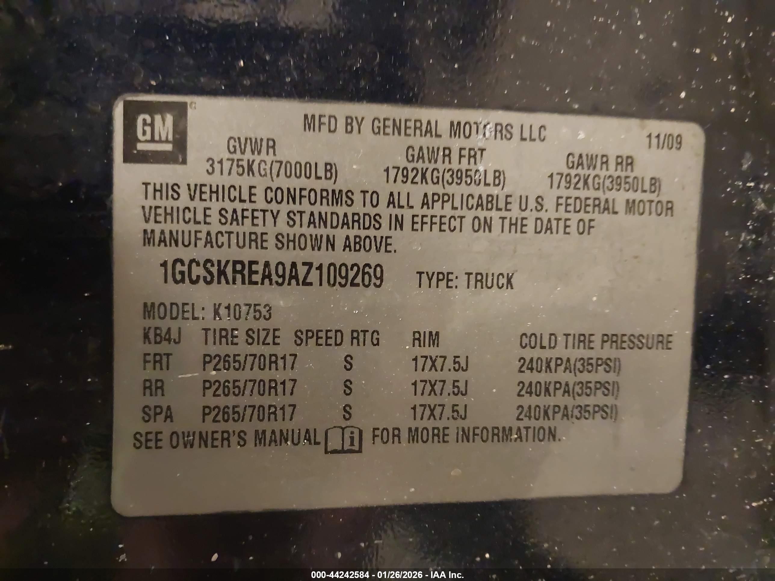 CHEVROLET SILVERADO image 9