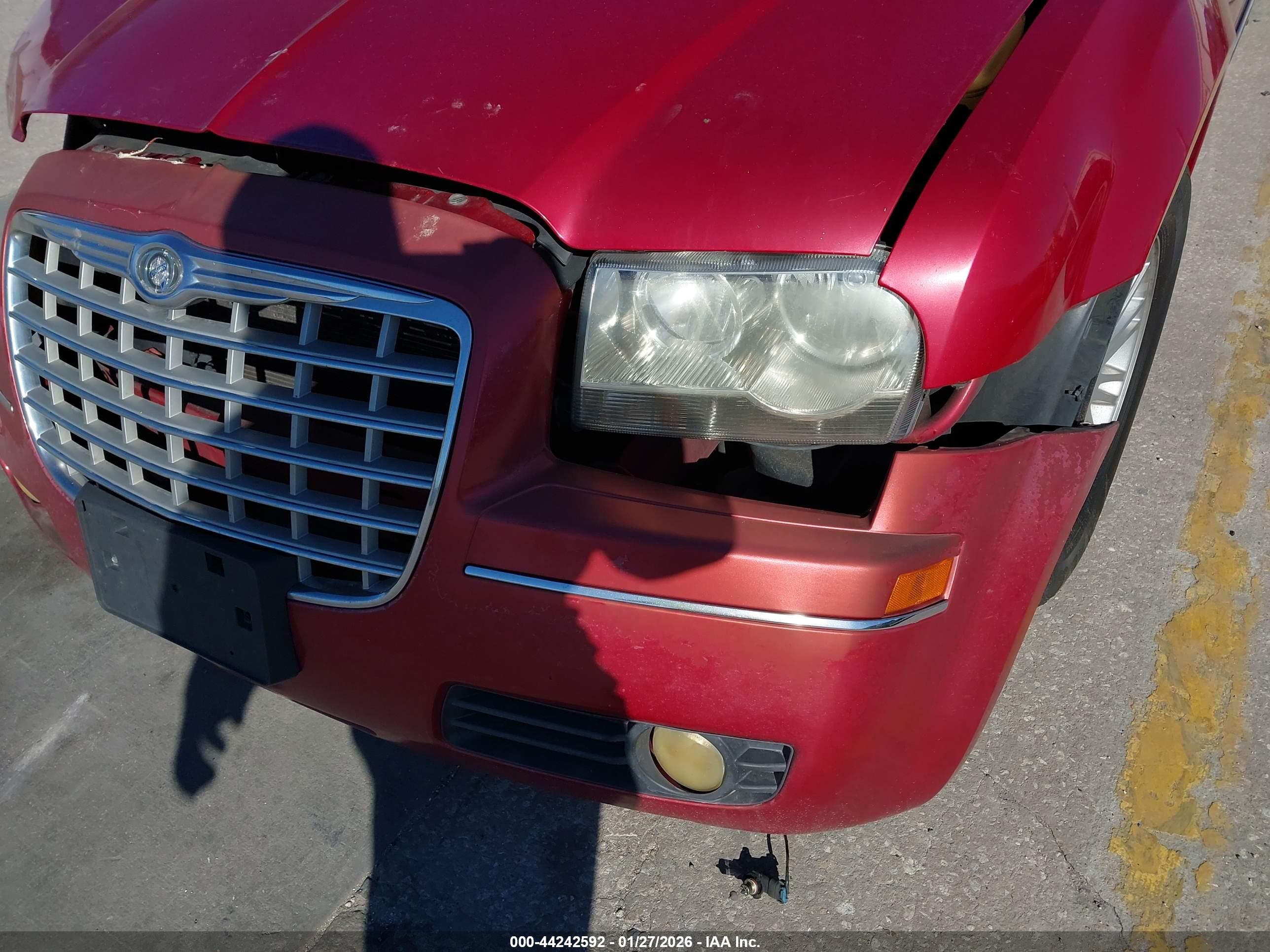 CHRYSLER 300 image 6