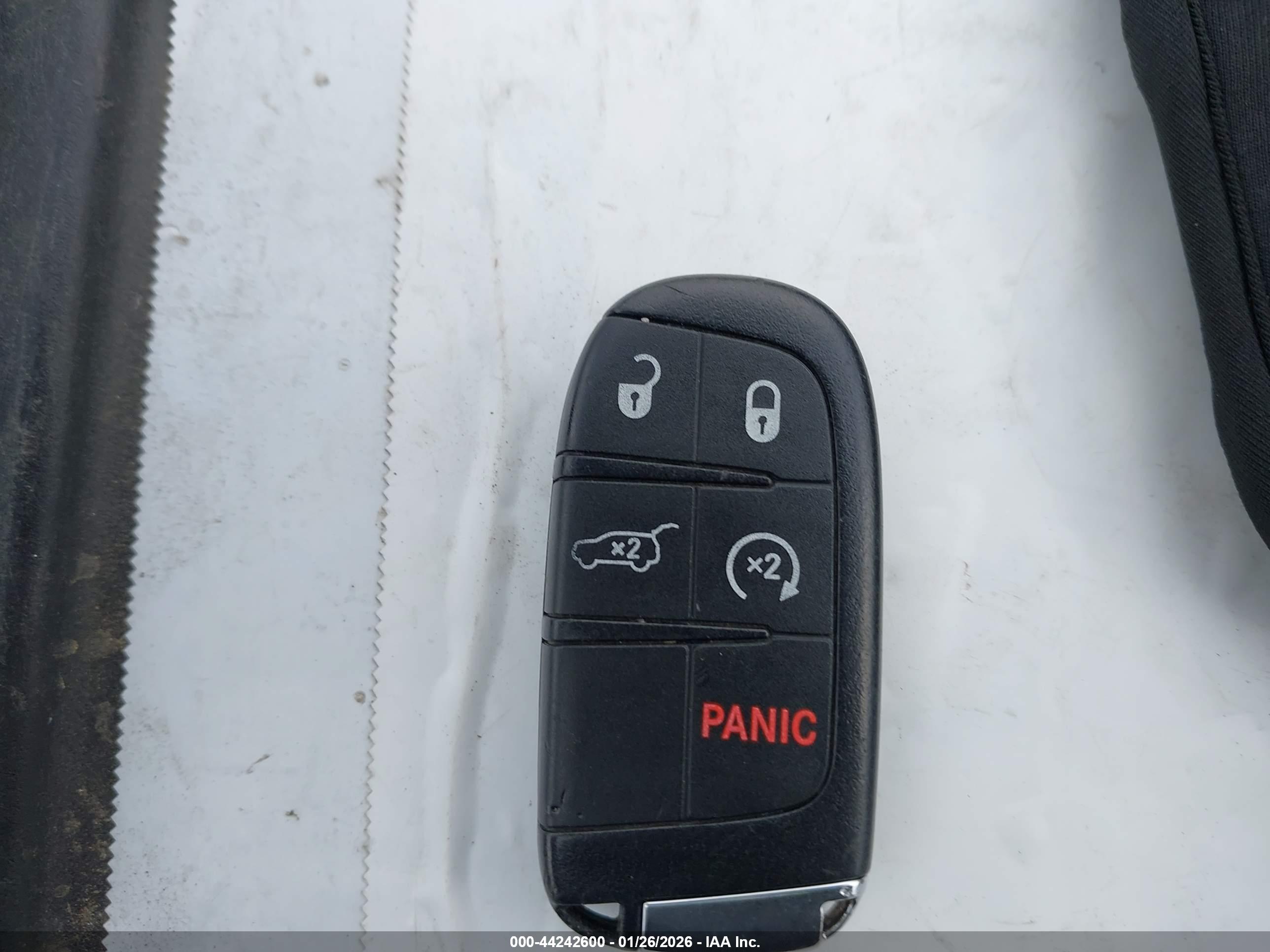 JEEP GRAND image 11