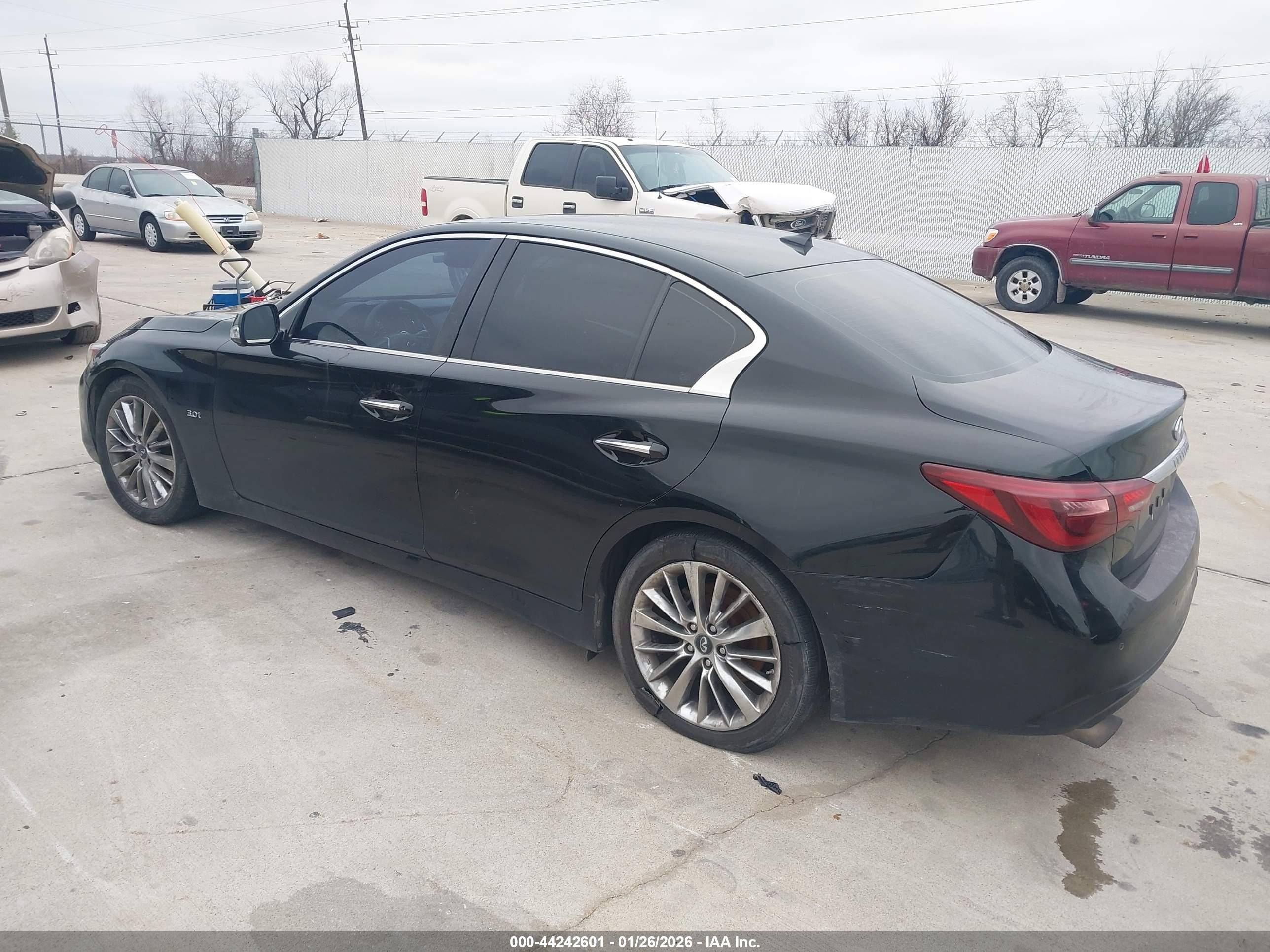 INFINITI Q50 image 3