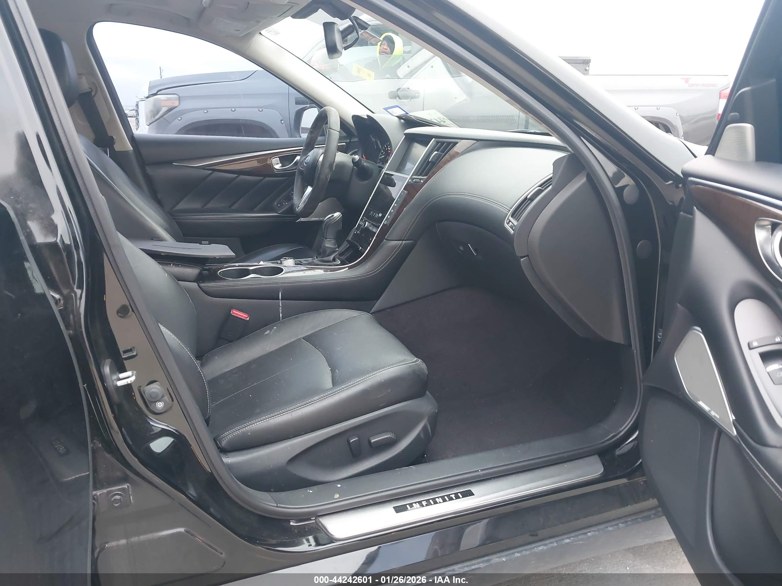 INFINITI Q50 image 5
