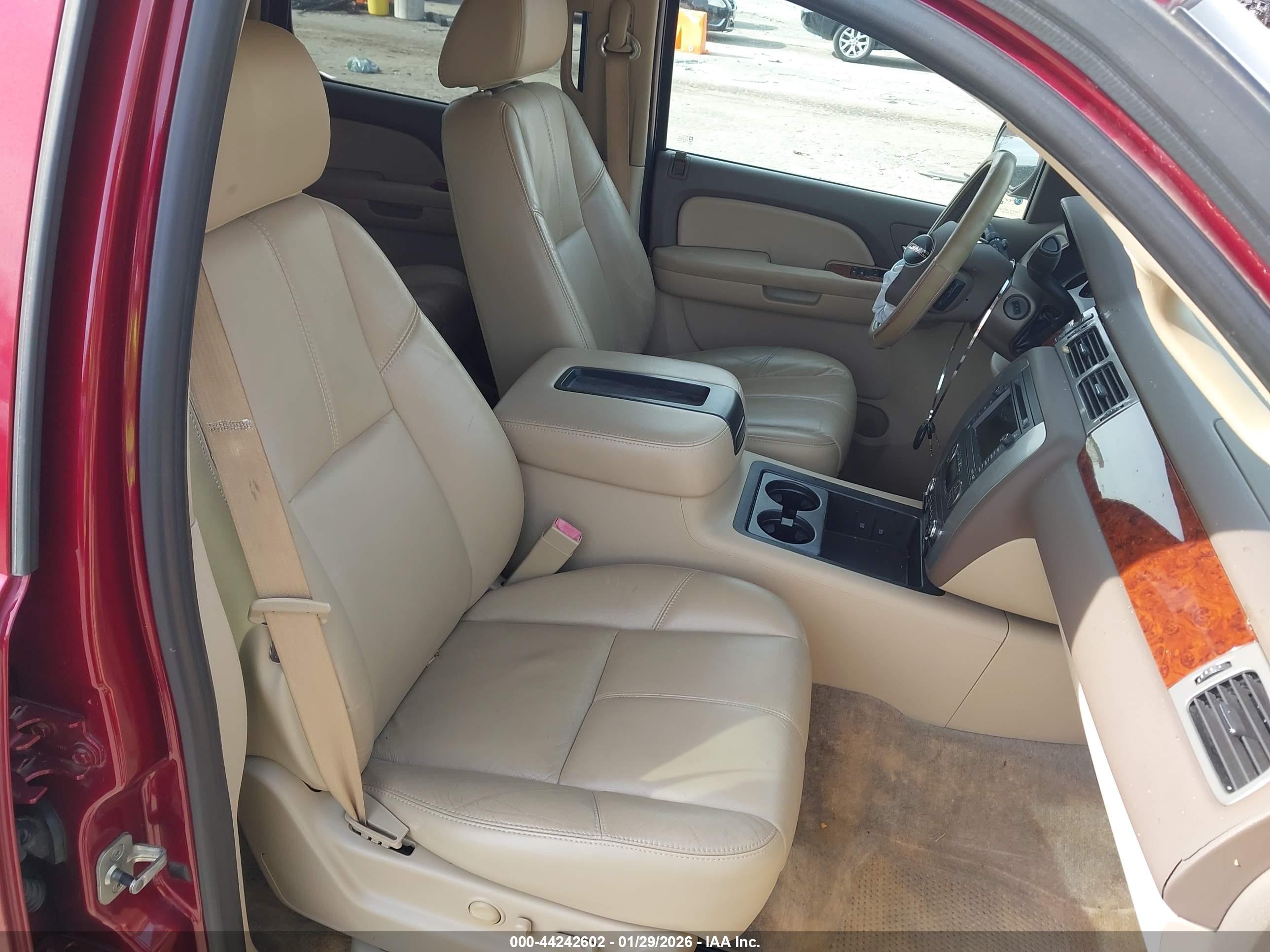 GMC YUKON image 5