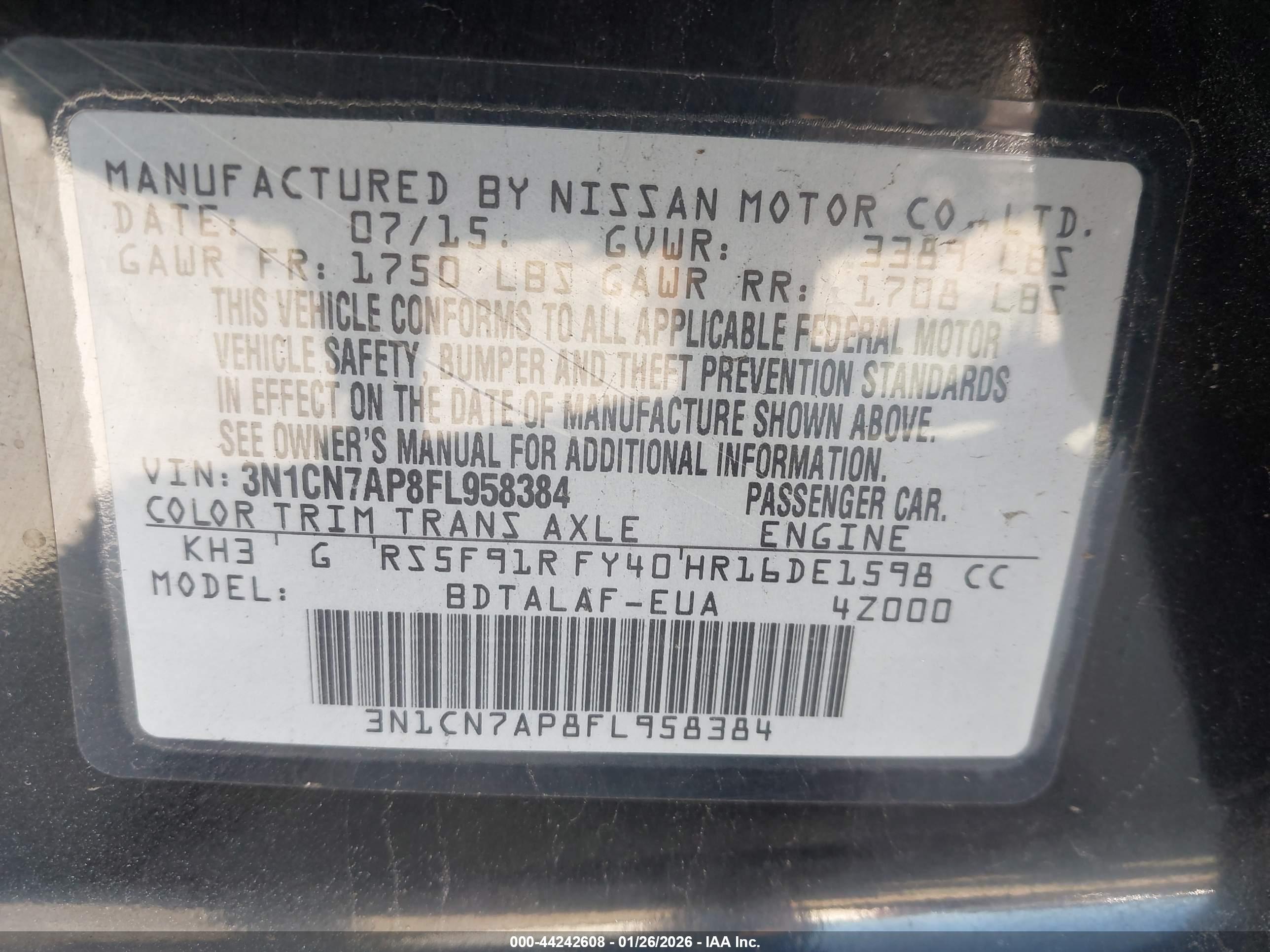 NISSAN VERSA image 9