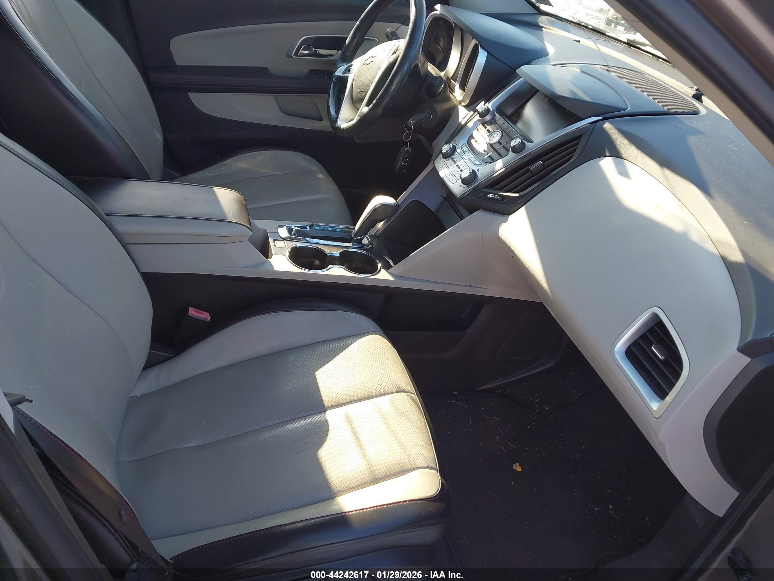 CHEVROLET EQUINOX image 5