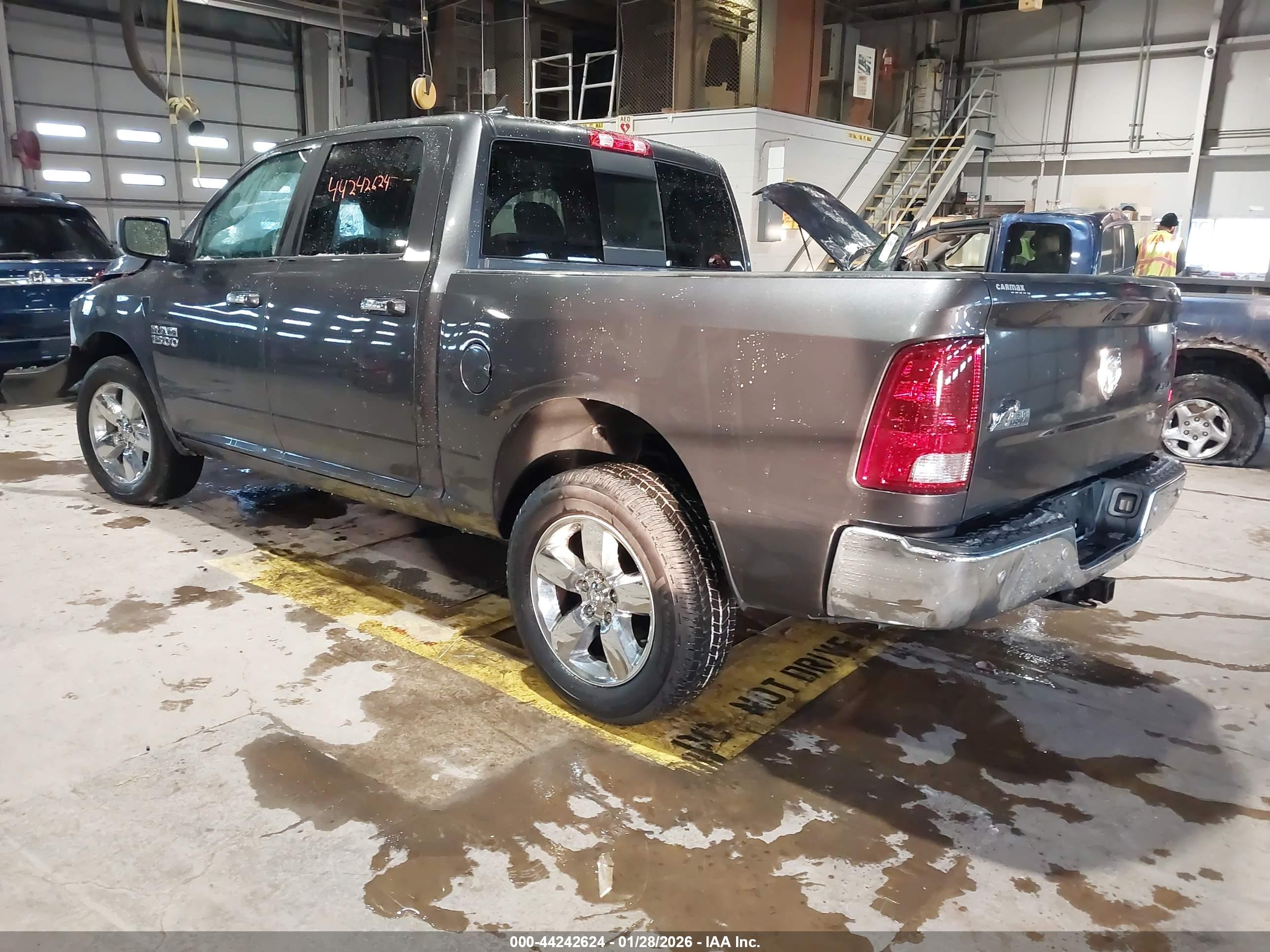 RAM 1500 image 3