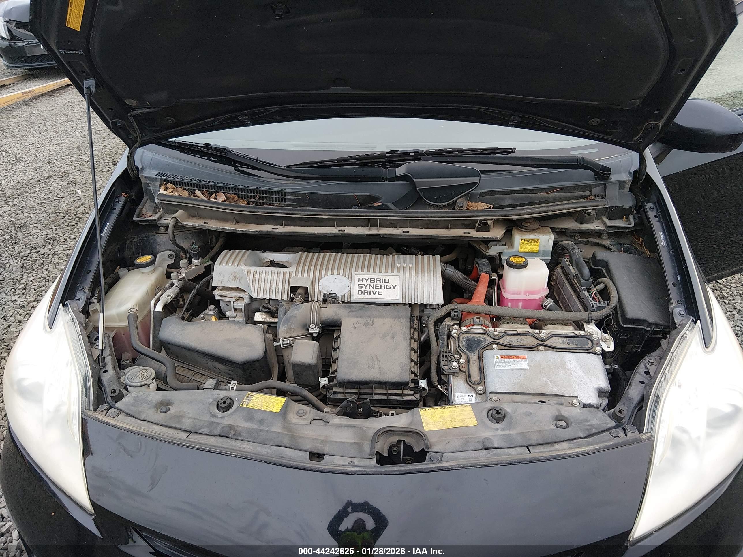 TOYOTA PRIUS image 10
