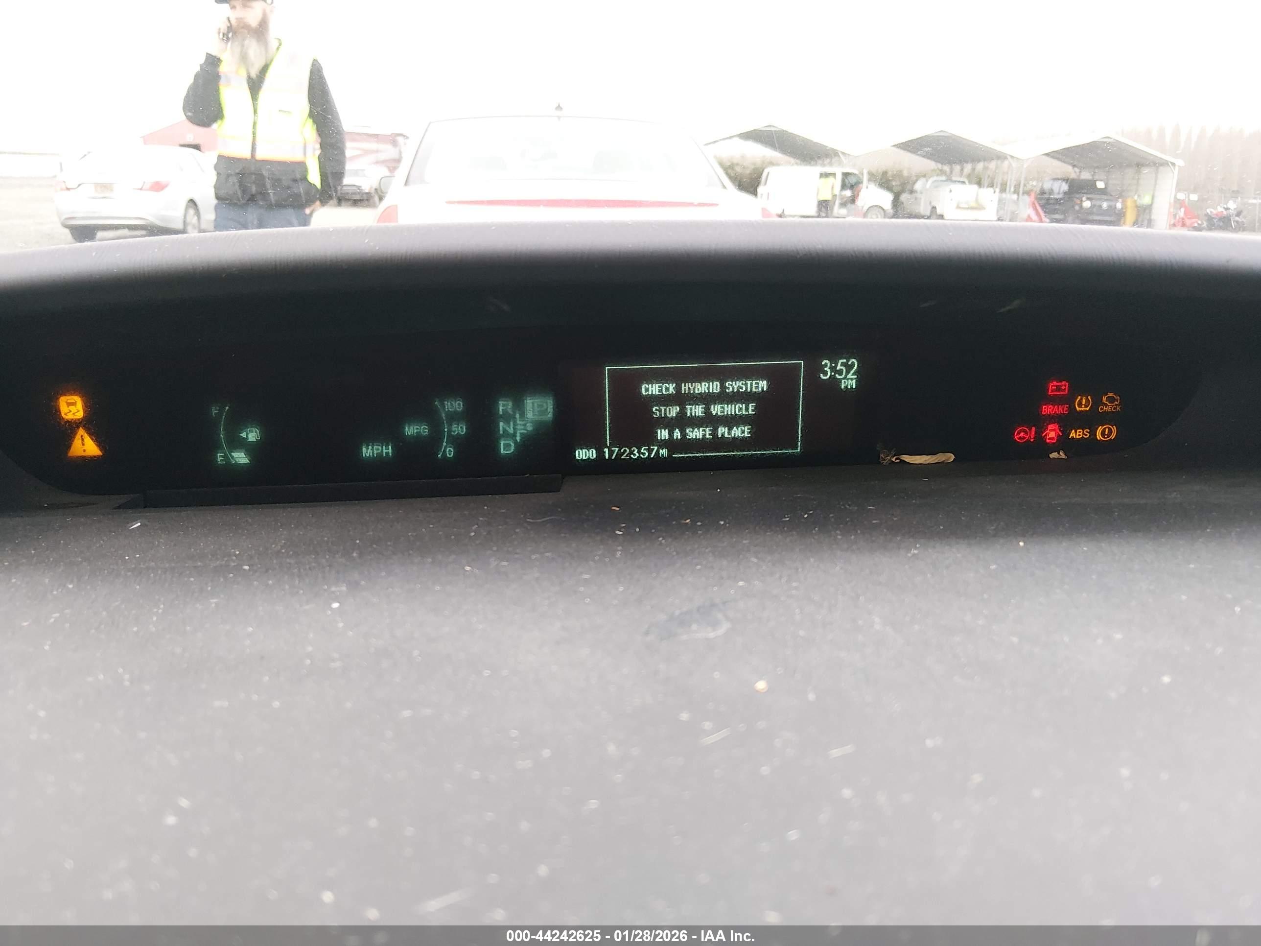 TOYOTA PRIUS image 7