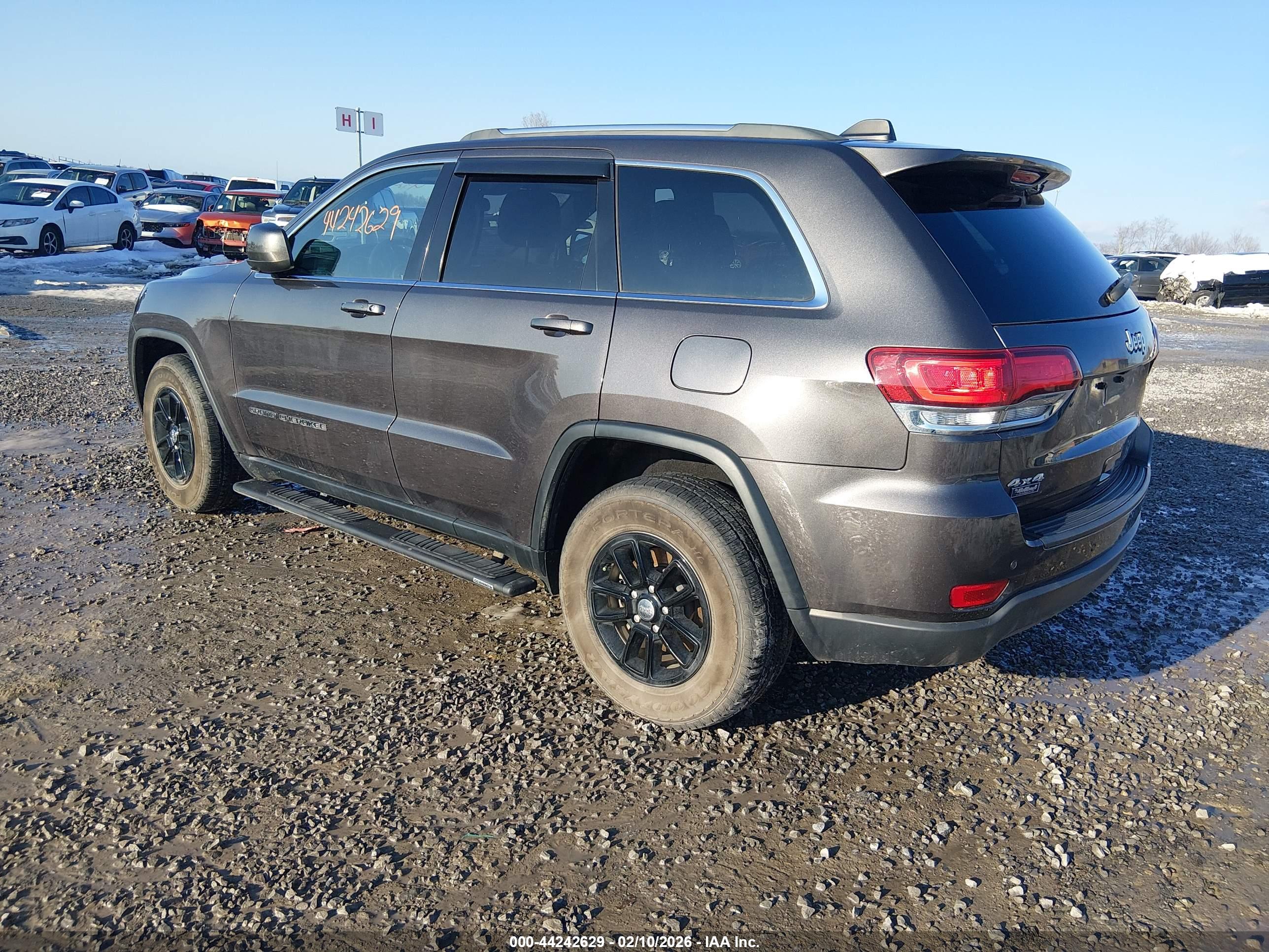 JEEP GRAND image 3