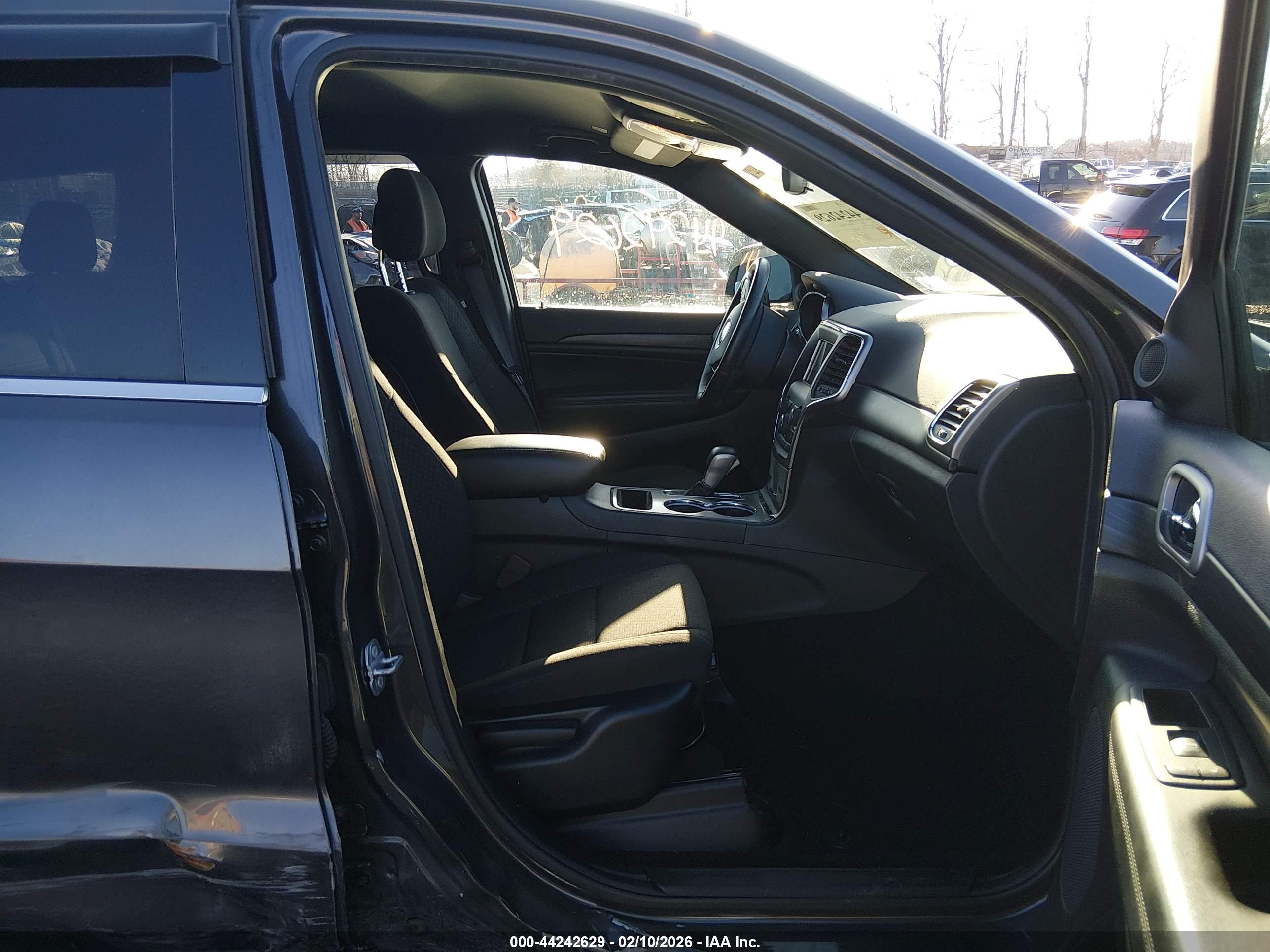 JEEP GRAND image 5