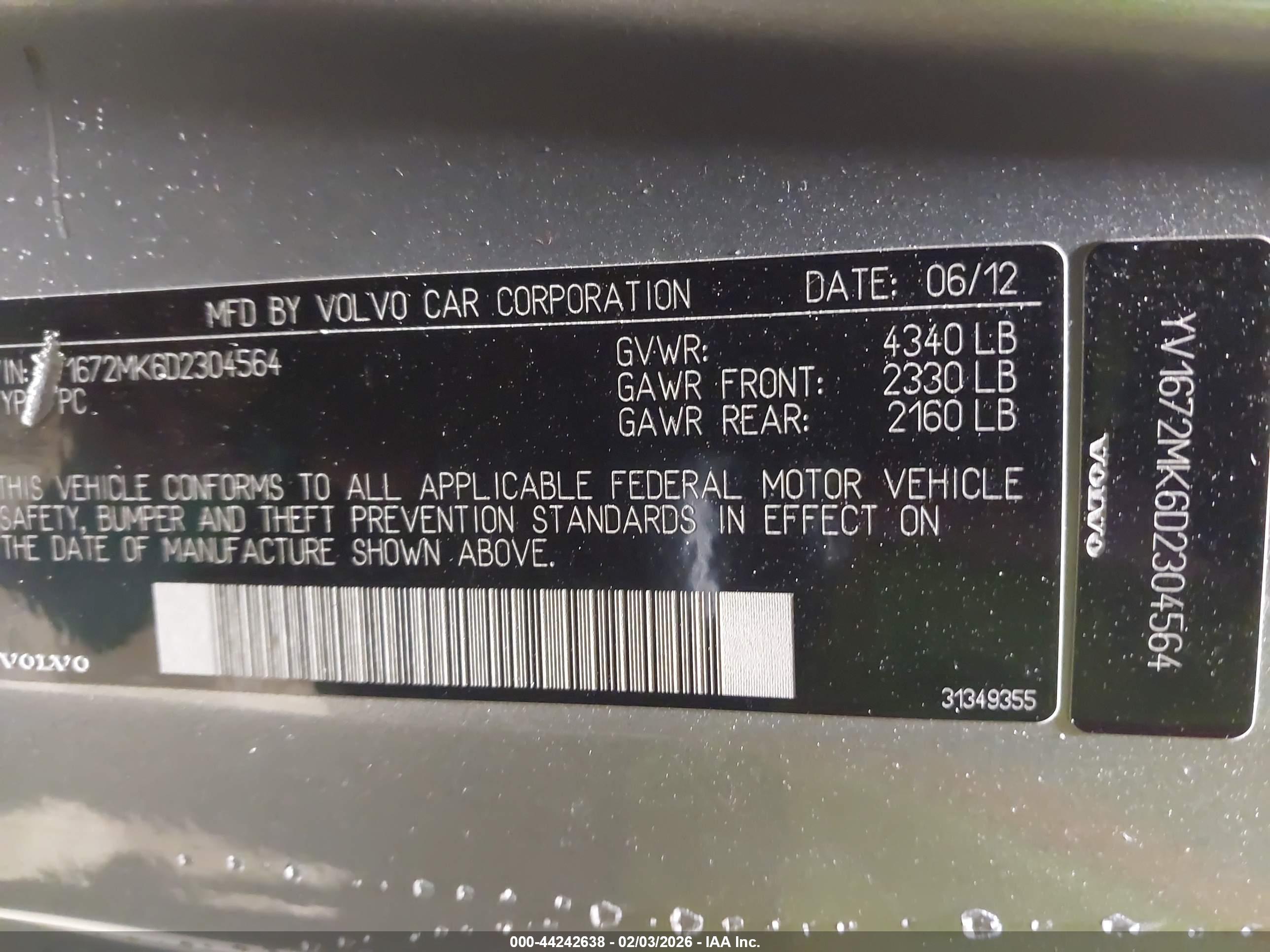 VOLVO C30 image 9