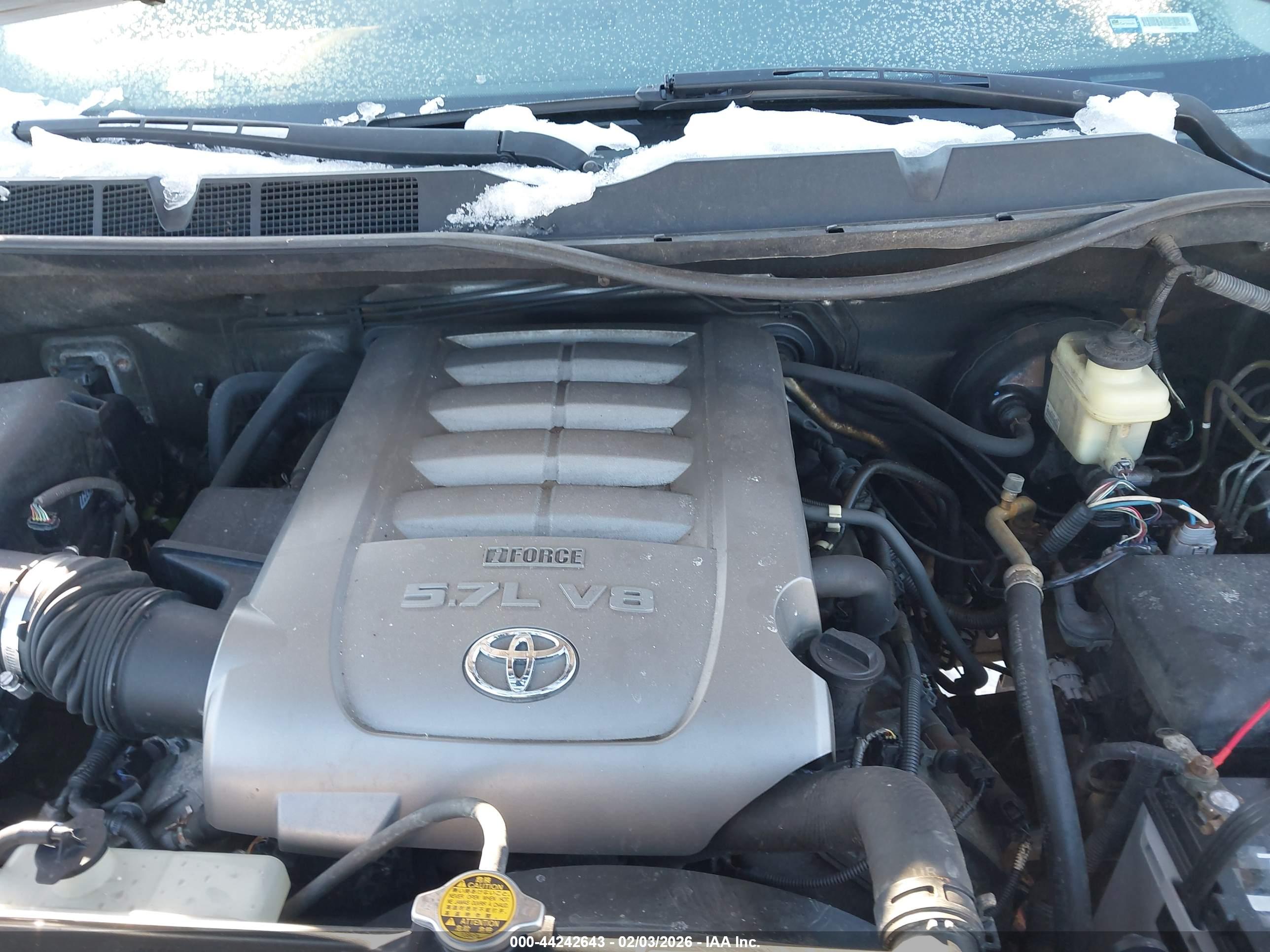 TOYOTA TUNDRA image 10