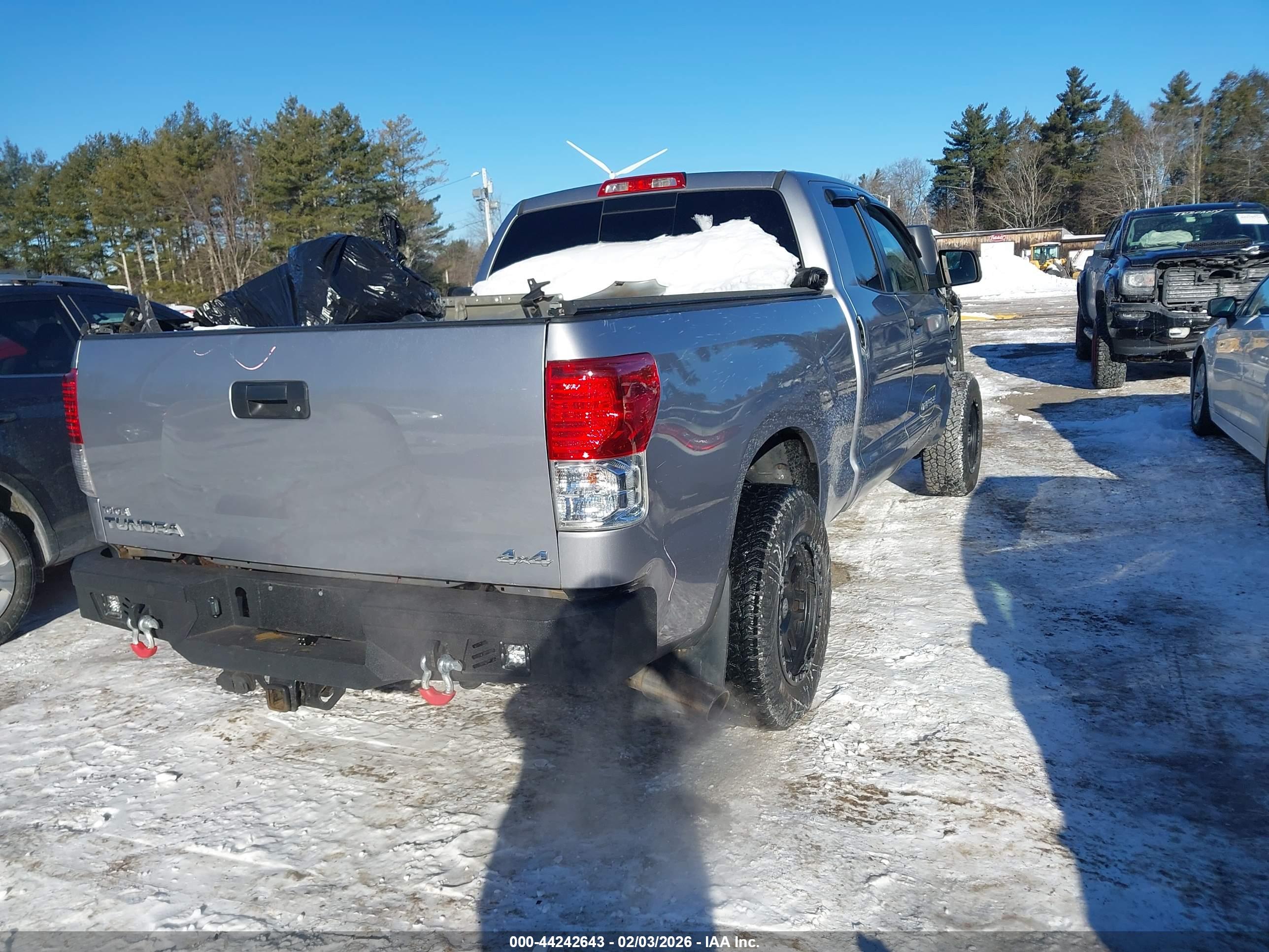 TOYOTA TUNDRA image 4