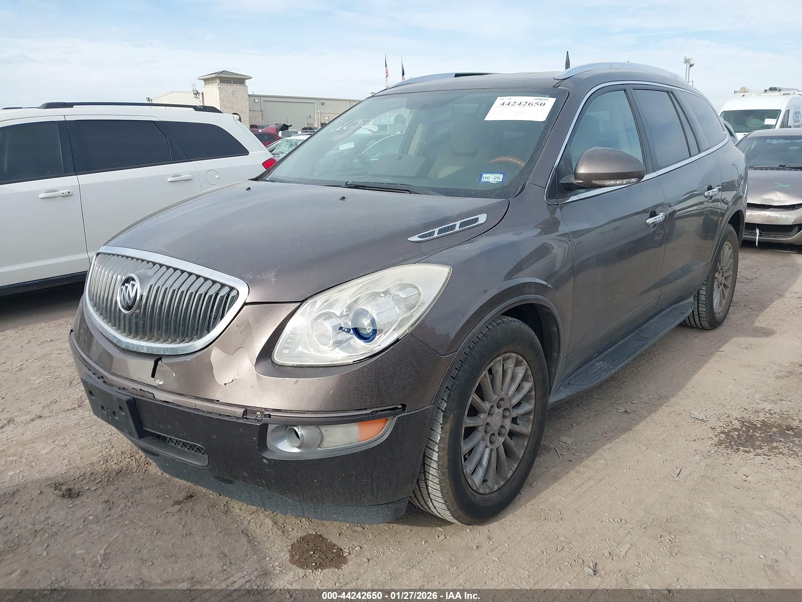 BUICK ENCLAVE image 2