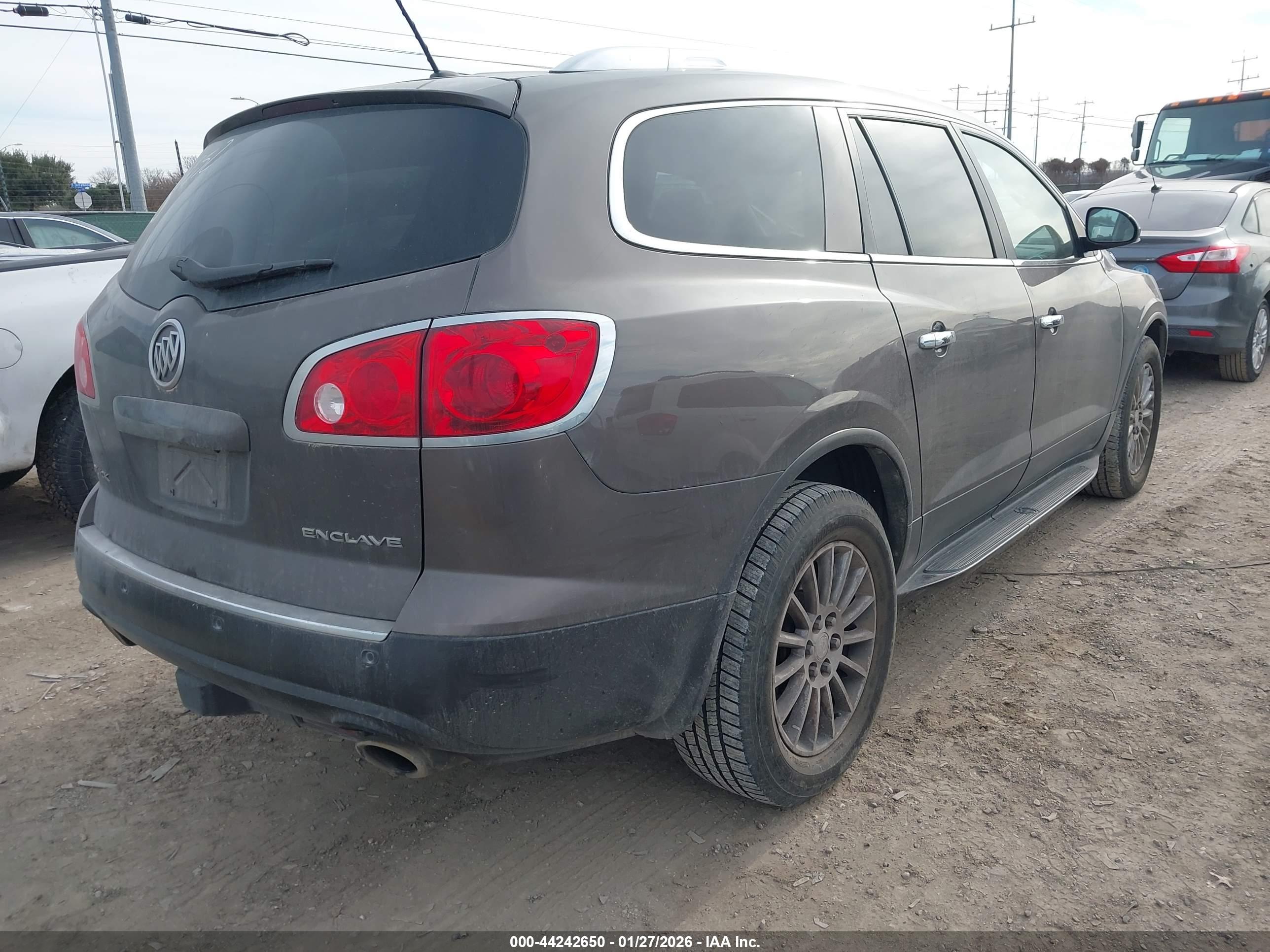 BUICK ENCLAVE image 4