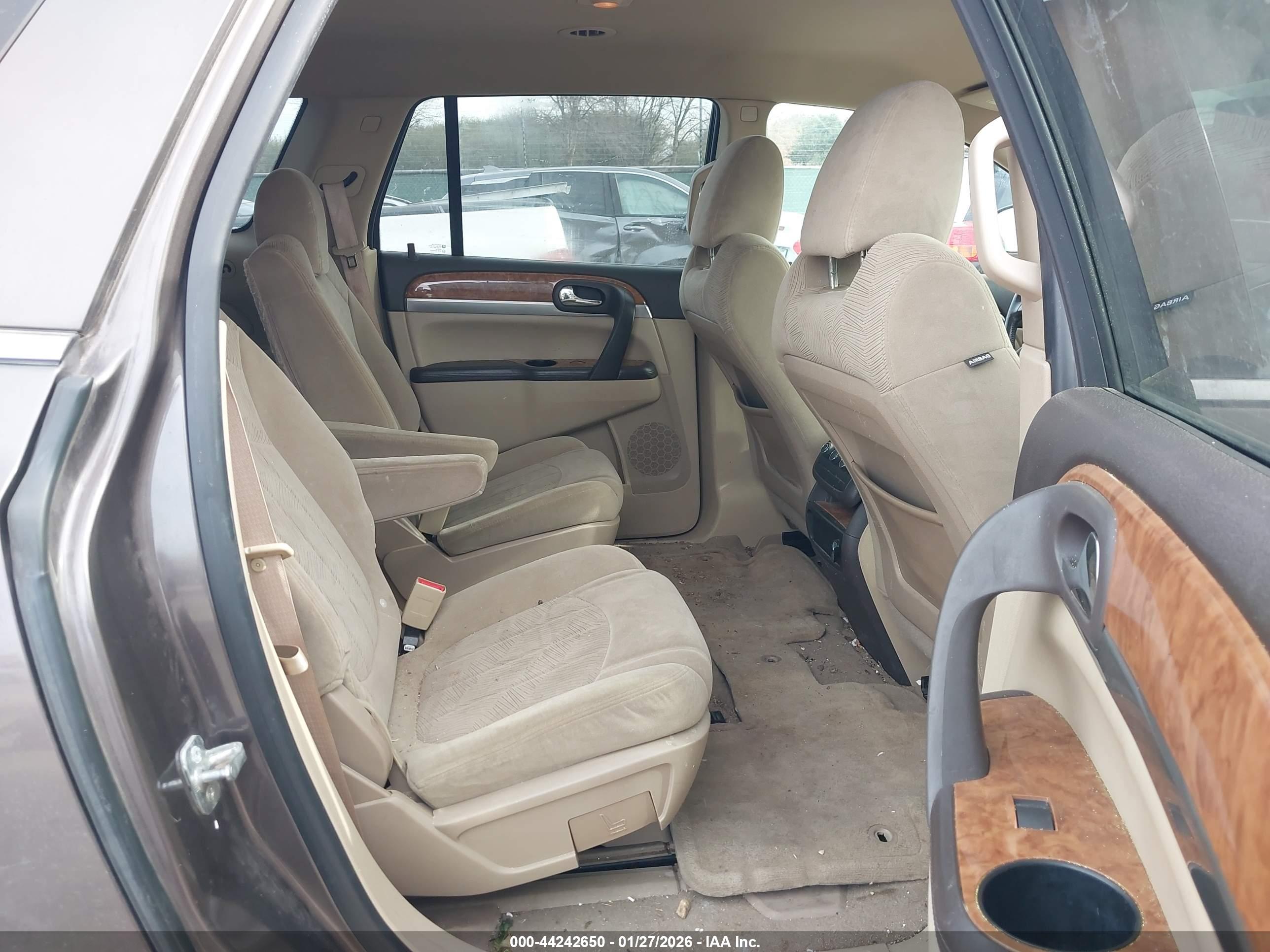 BUICK ENCLAVE image 8